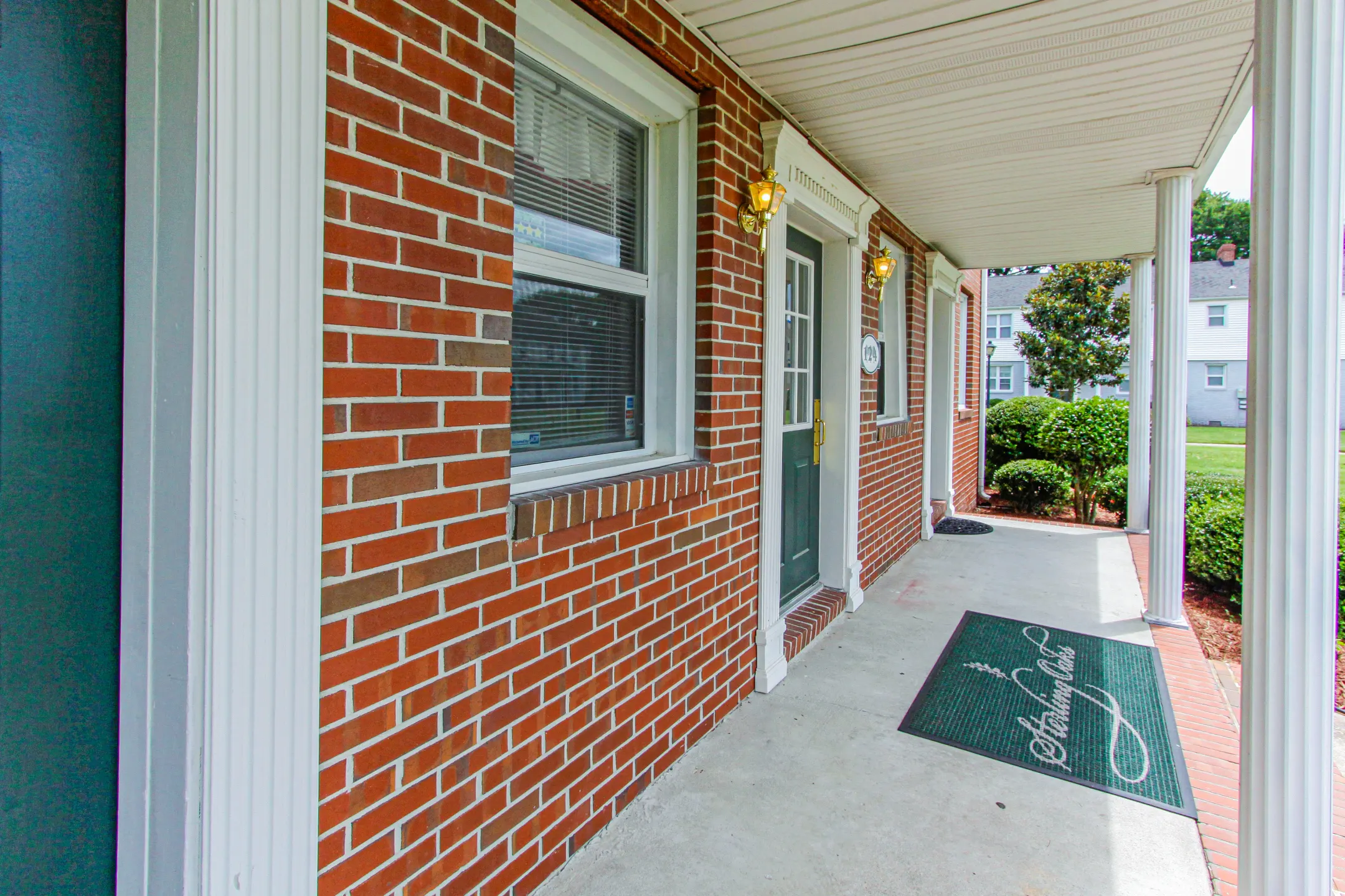 Sterling Oaks Apartments Norfolk, VA 23505