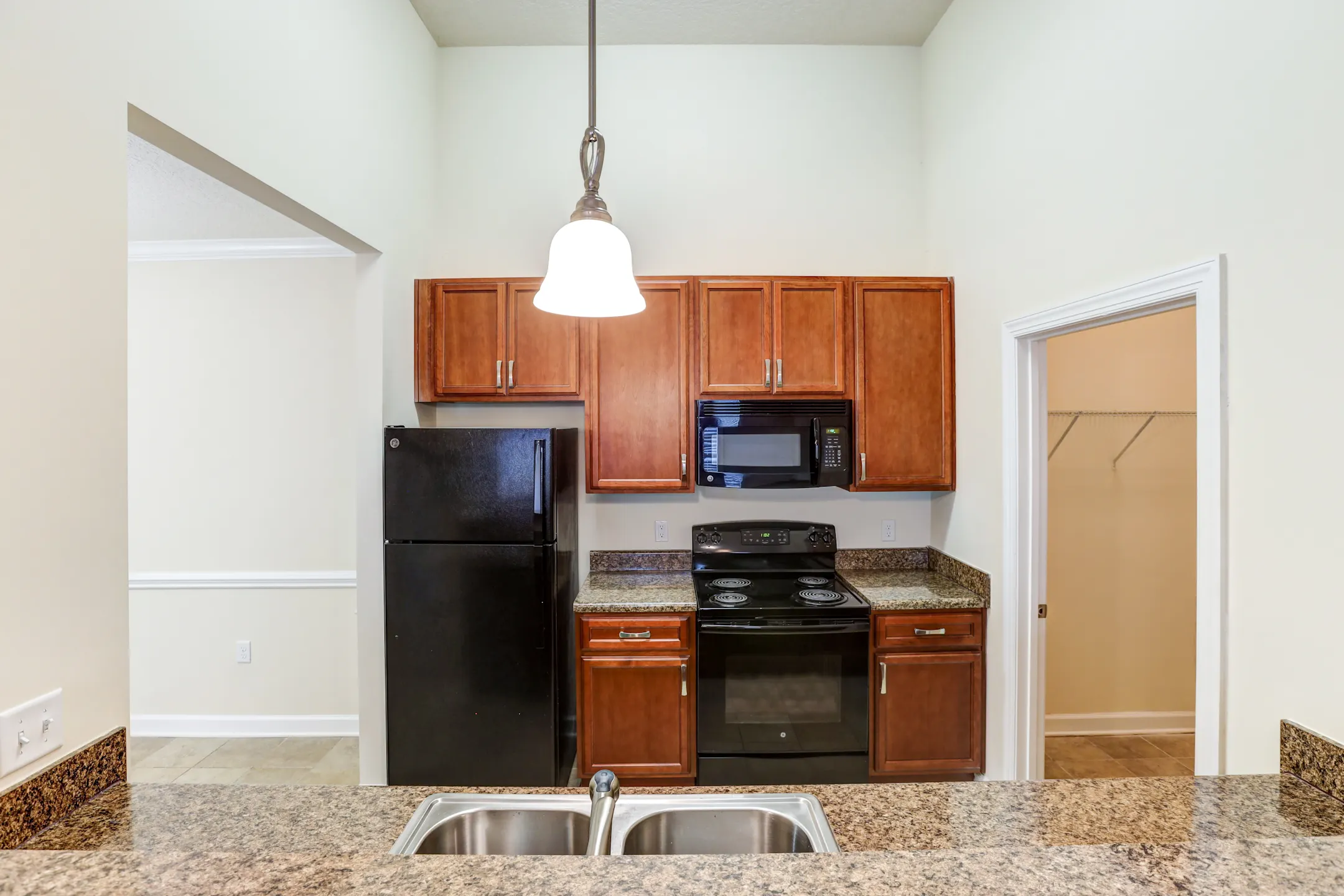 Seasons At Cane Creek Apartments Fletcher, NC 28732