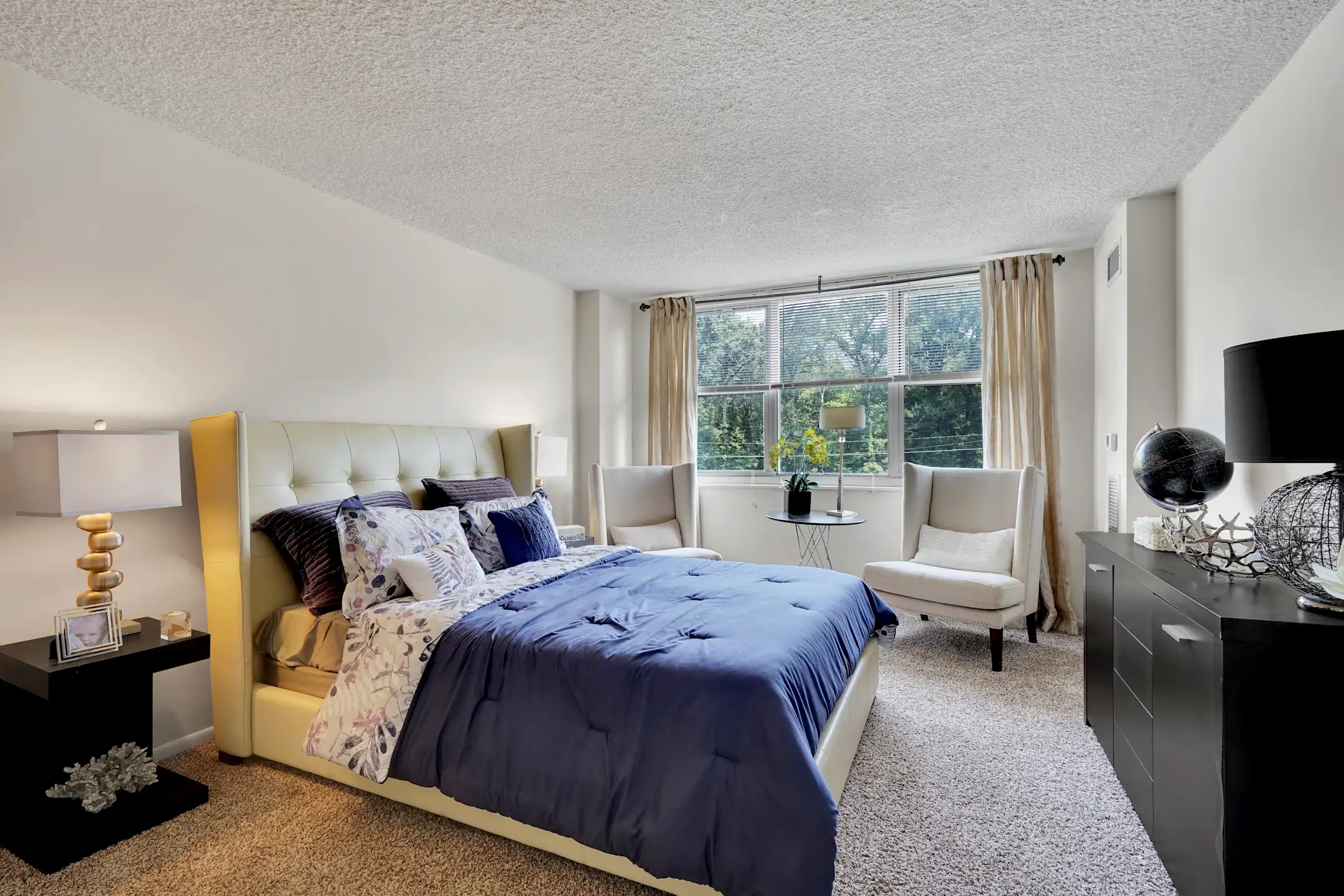 The Grand Cherry Hill Apartment Homes 1900 and 1920 Frontage Road