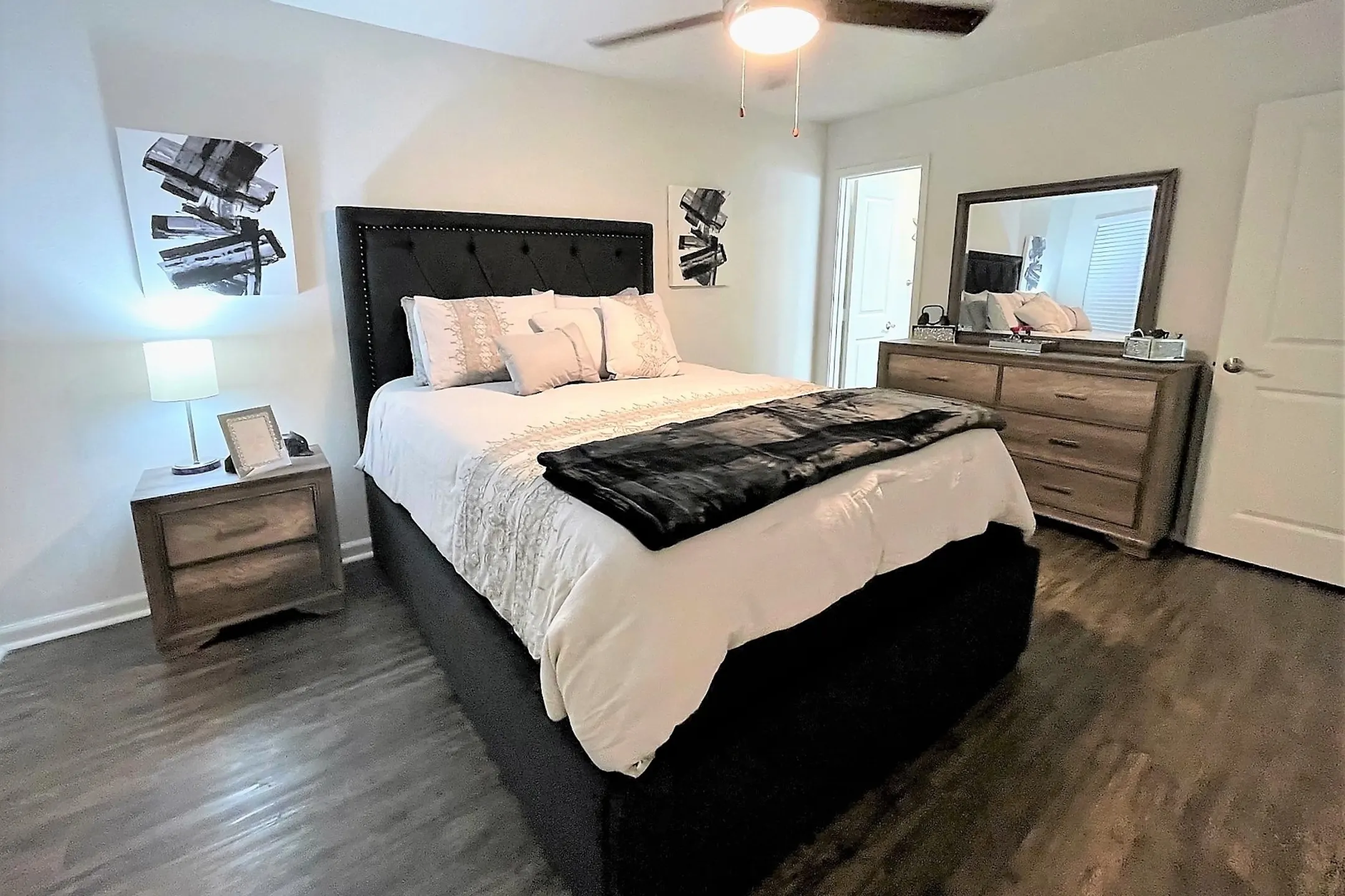 Bedroom - Bayou Oaks Apartment Homes - Lafayette, LA