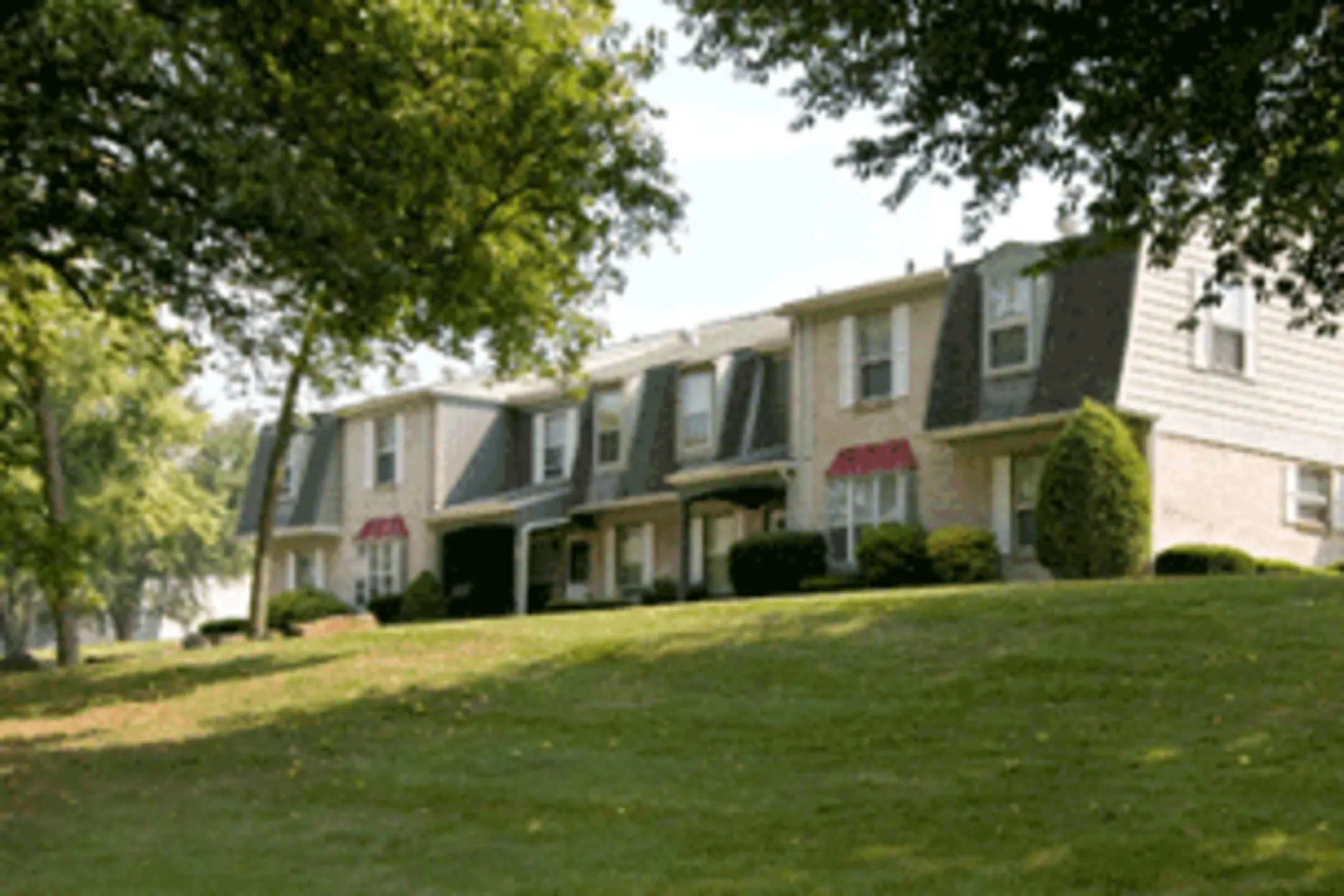 Sunnybrook Towne Houses - Lancaster, PA