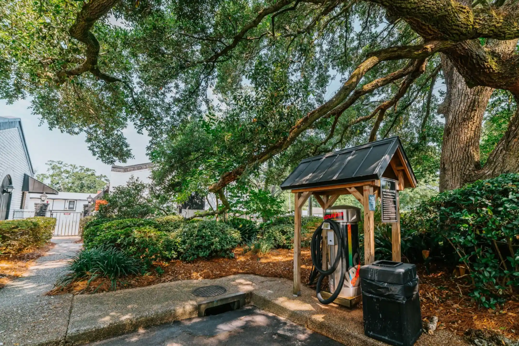 Kingswood Apartments & Townhomes Apartments Mobile, AL 36608