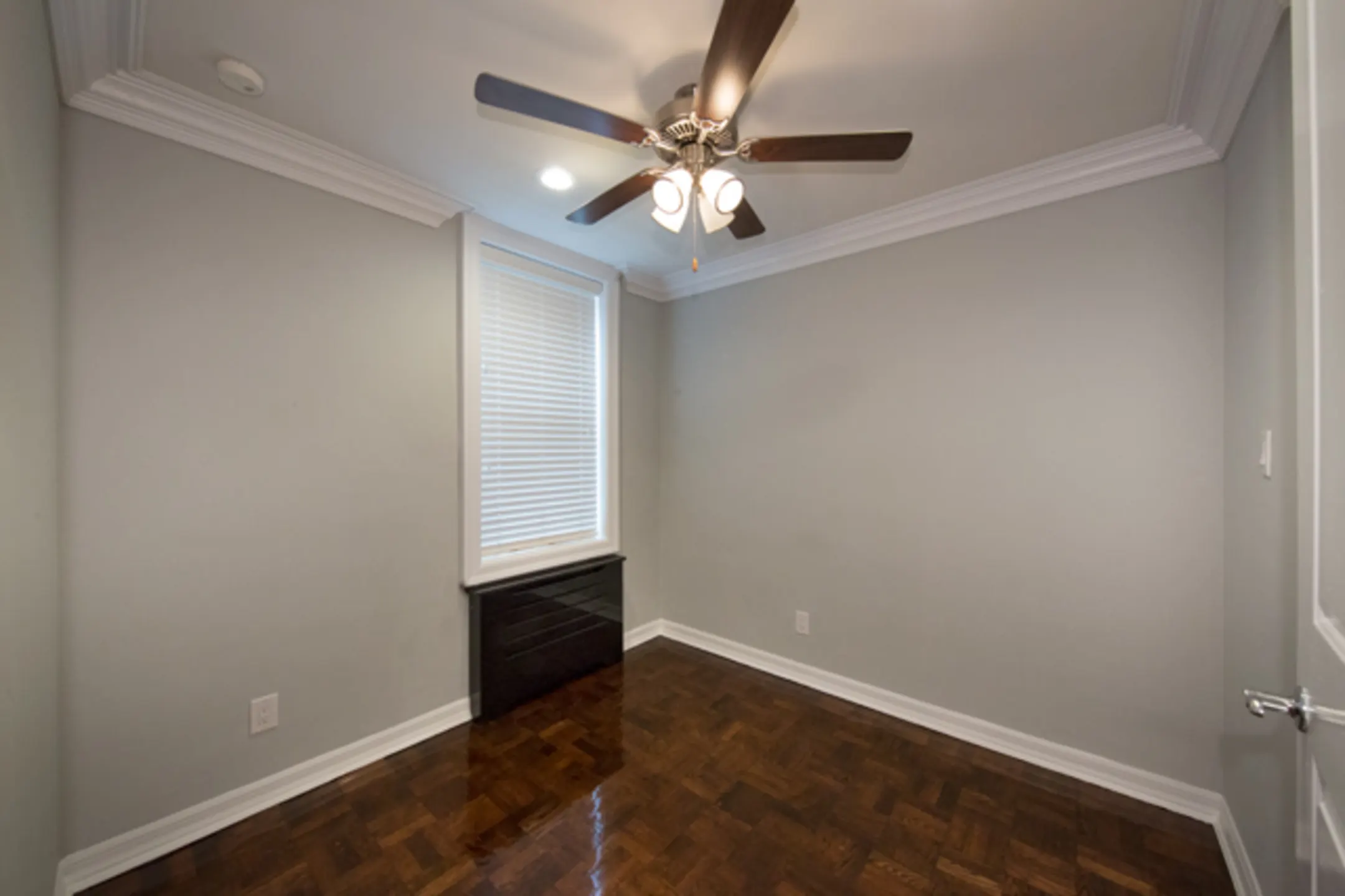 Fairfield Manor at Douglaston 4360 Douglaston Pkwy Douglaston, NY