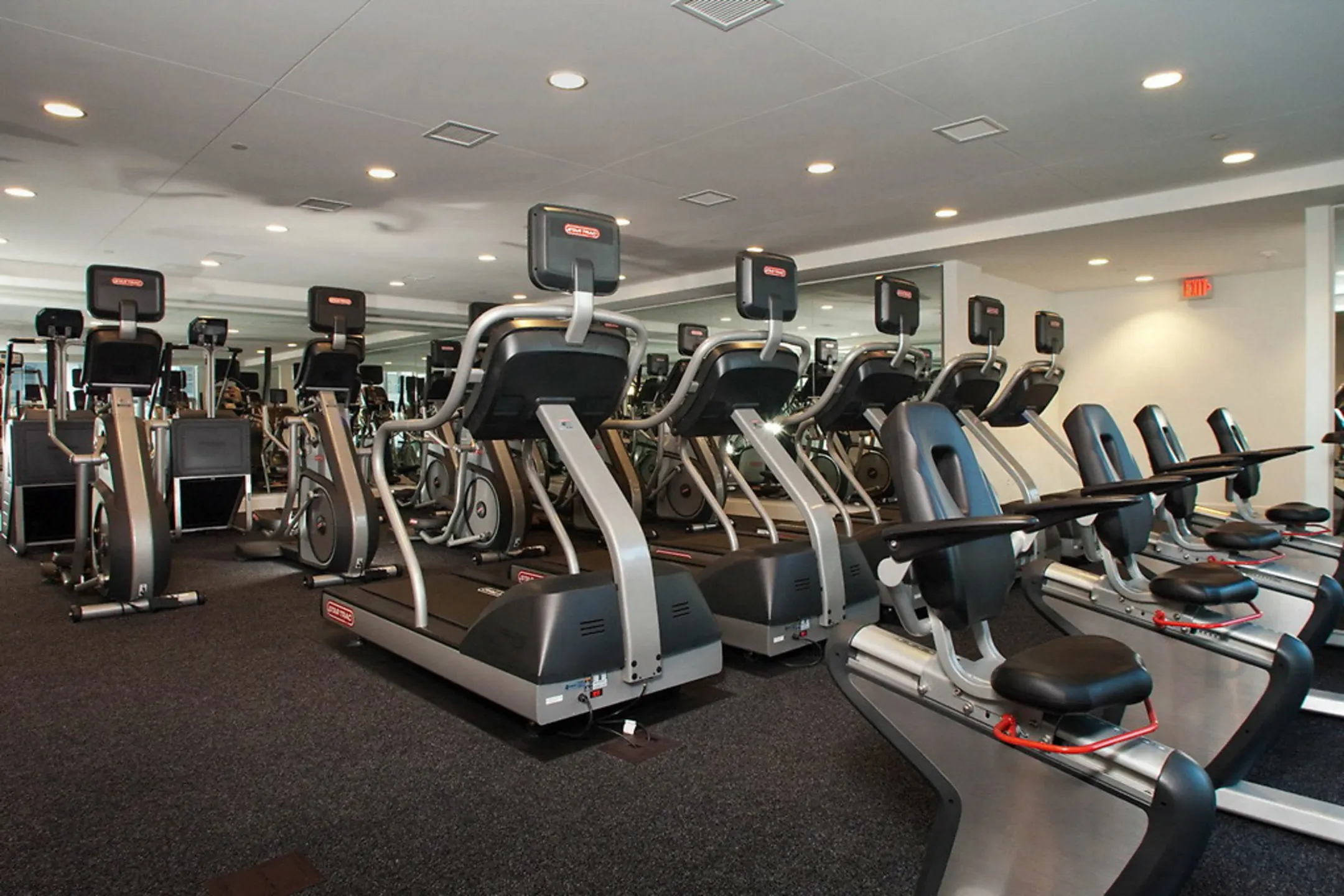 Fitness Weight Room - Essex Skyline at MacArthur Place - Santa Ana, CA