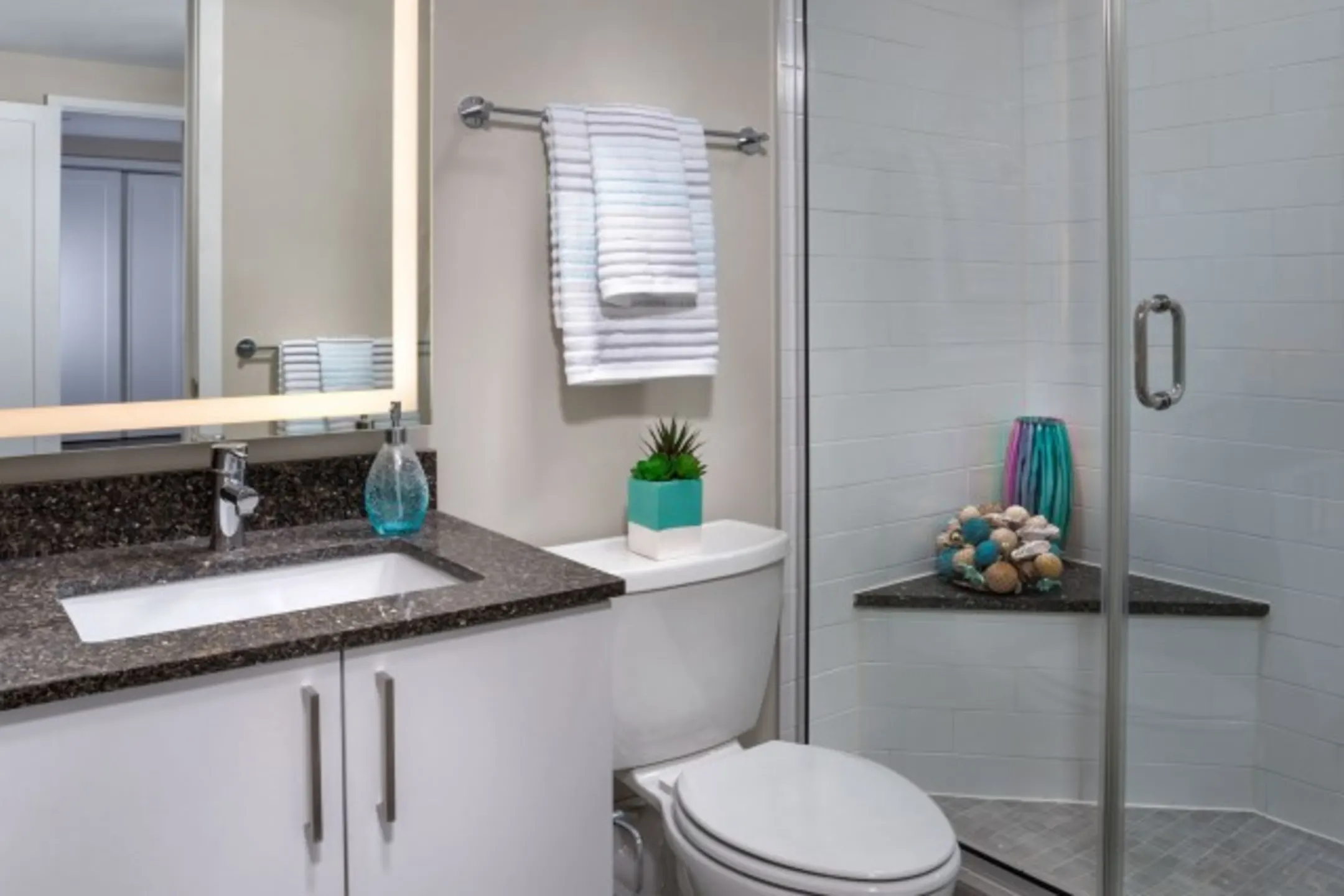 Bathroom - 2Hopkins Apartments - Baltimore, MD