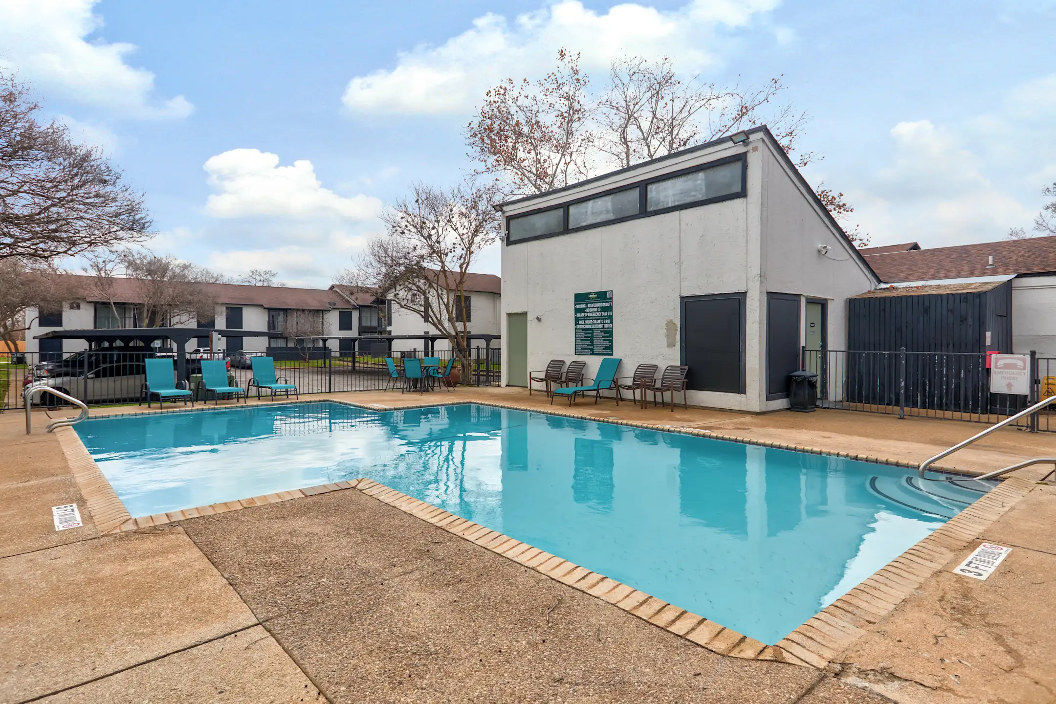 LakeHaus Dunlap Apartments New Braunfels, TX 78130