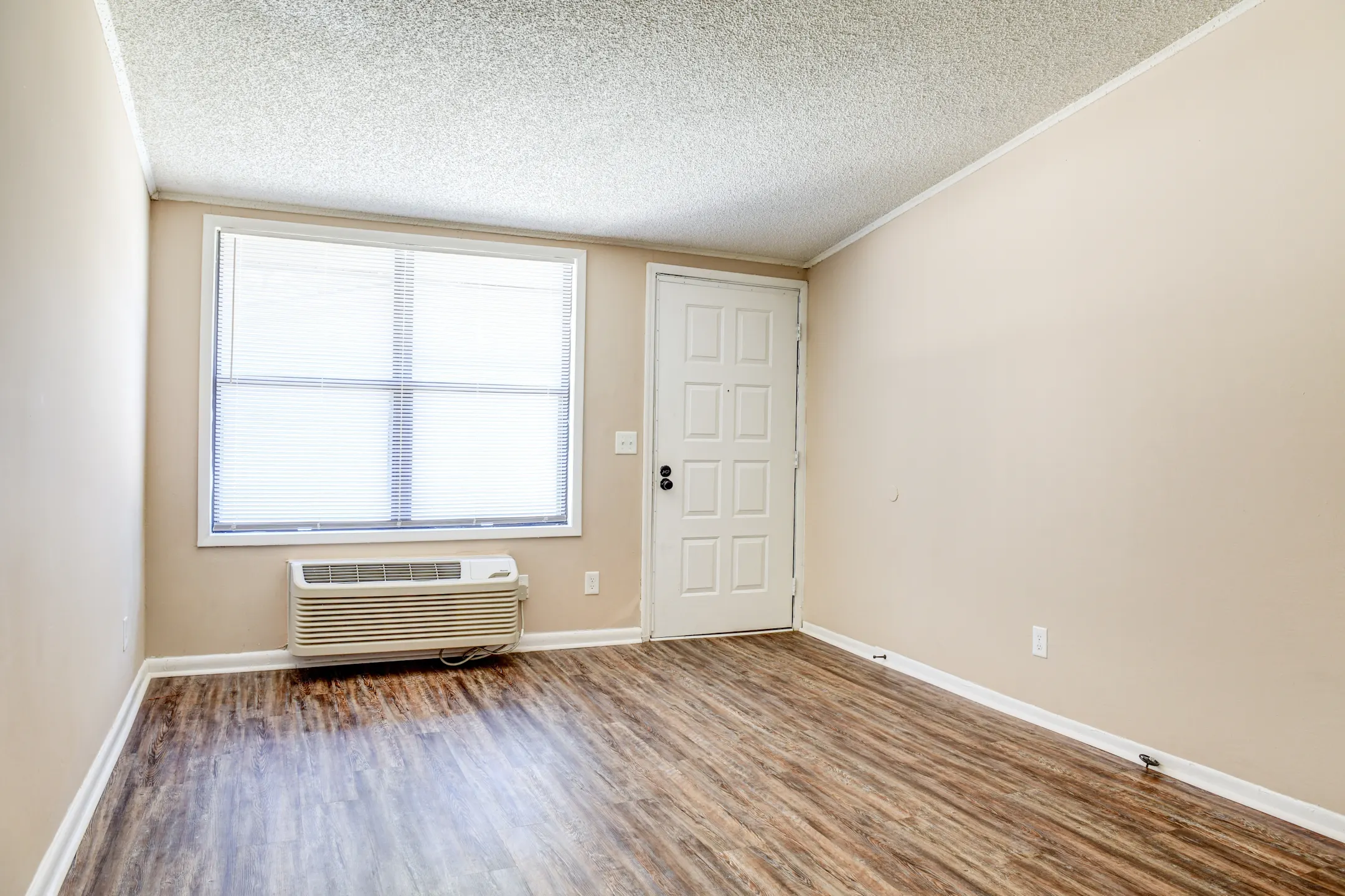 Oakwood Village 1311 Marks Church Rd Augusta, GA Apartments for