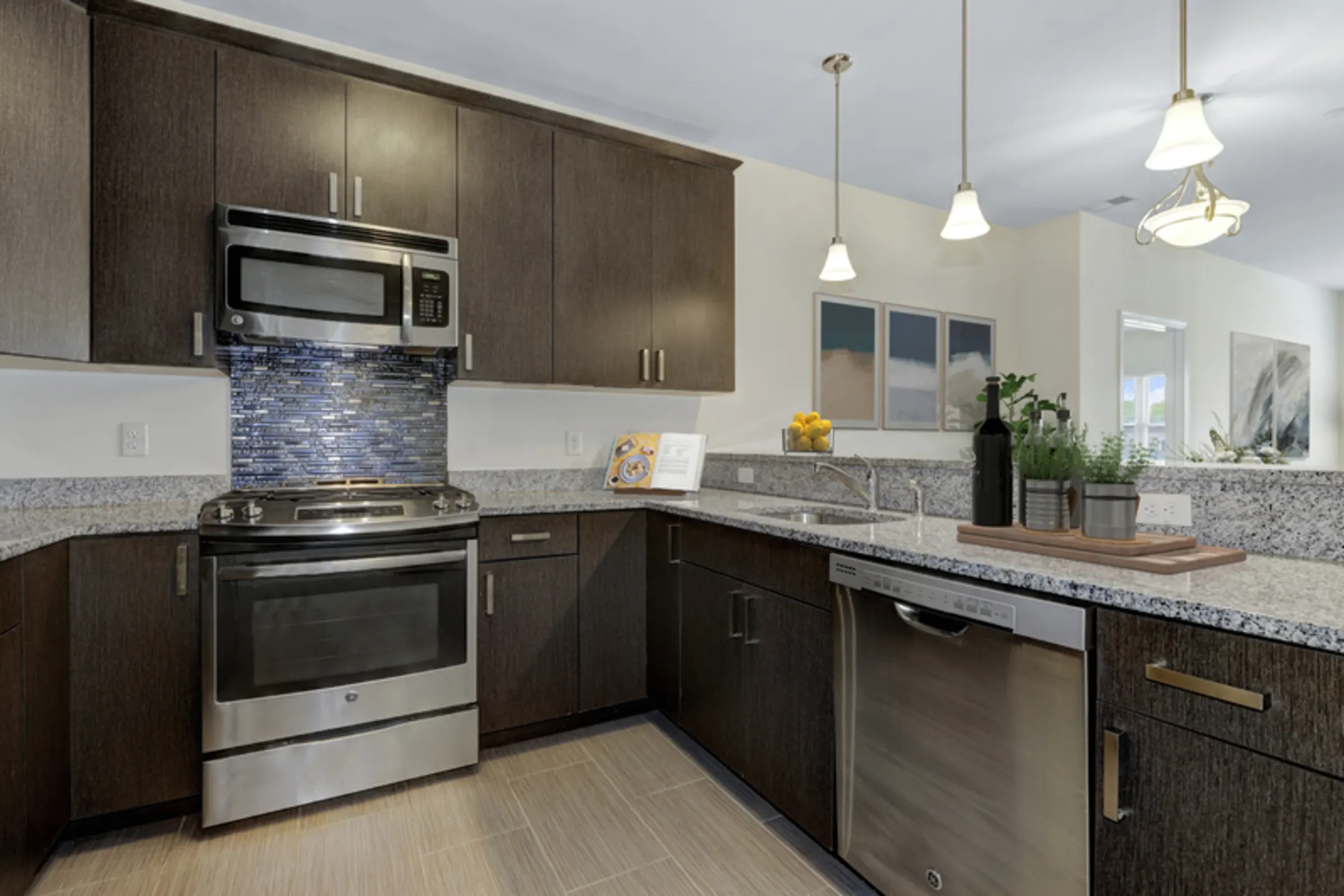 Fair Lawn Promenade Apartments Fair Lawn, NJ 07410