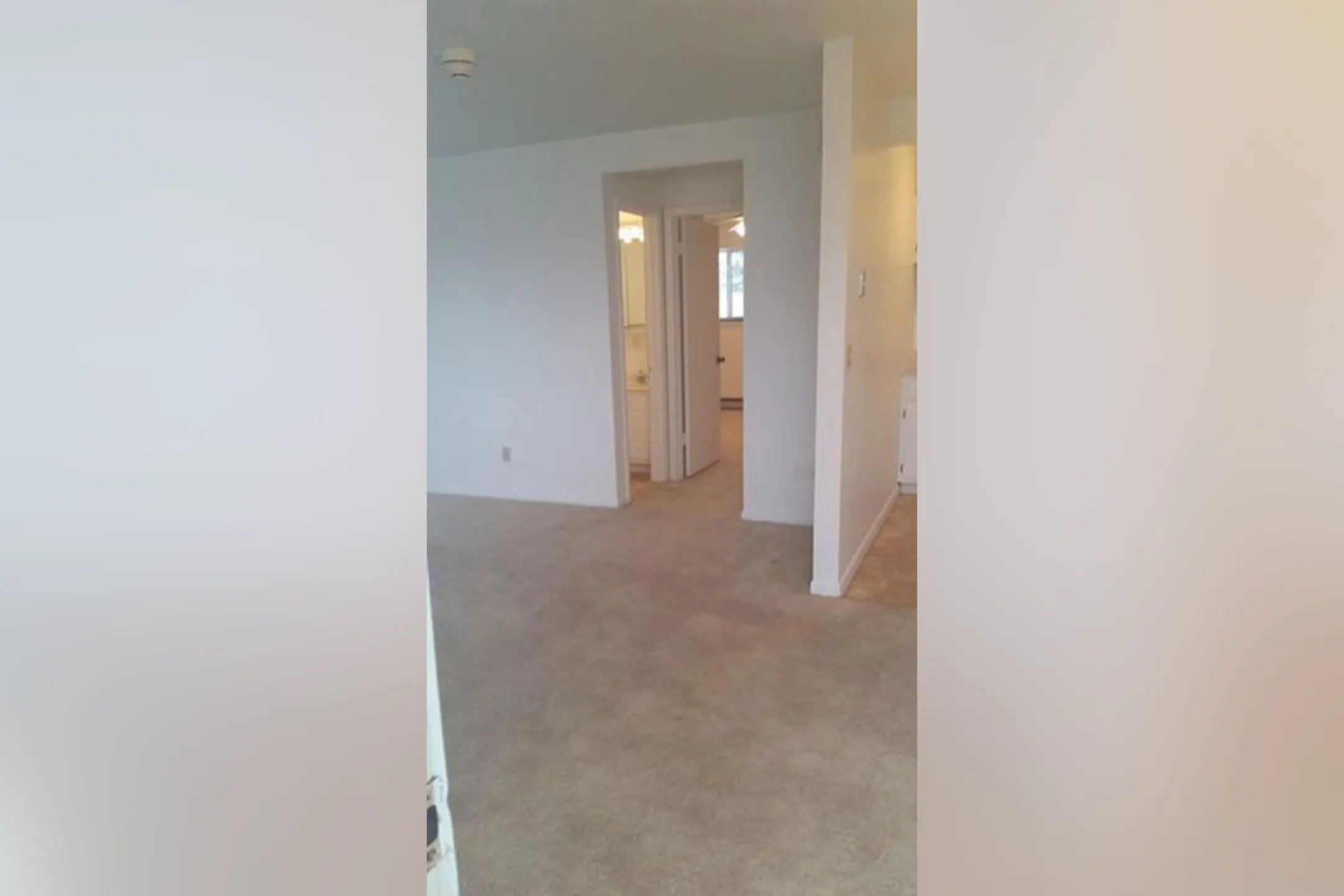 Village Hill Apartments 5400 Big Tyler Rd Charleston, WV Apartments