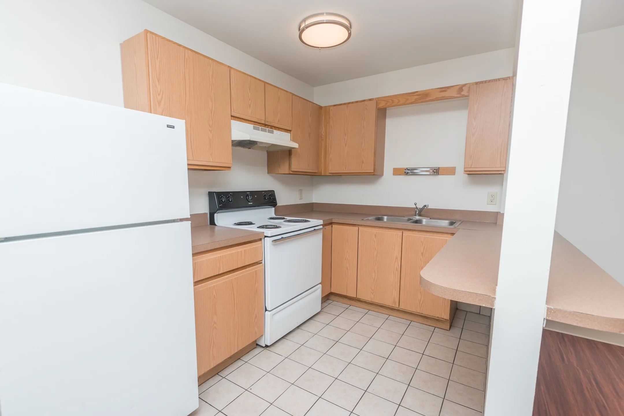 Kitchen - Shippensburg Village Townhomes - Shippensburg, PA