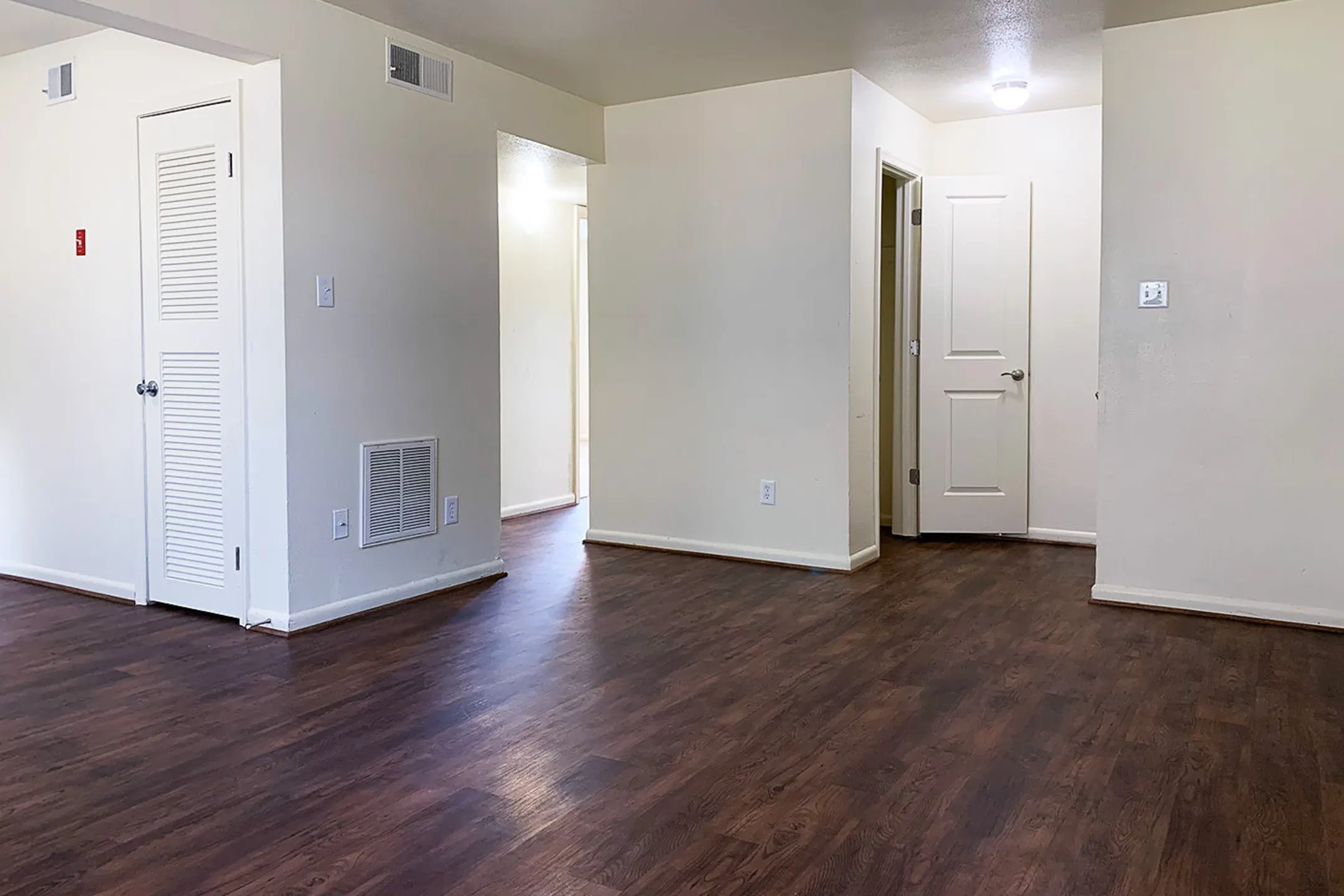 Edgefield 5699 Craneybrook Ln Portsmouth, VA Apartments for Rent