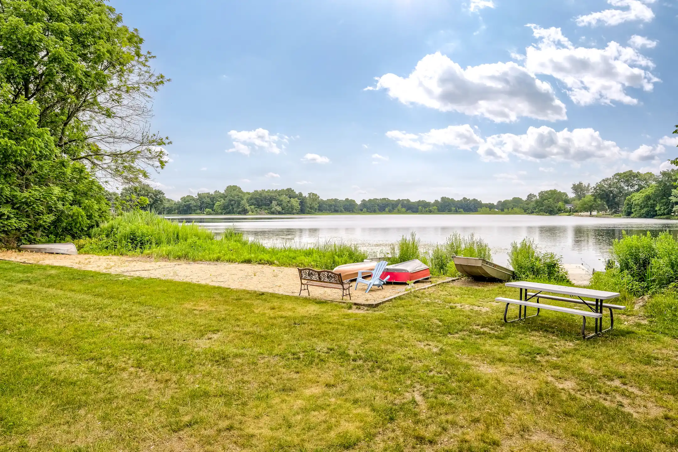 Sunset Lake Apartments 343 Frakes St Vicksburg, MI Apartments for