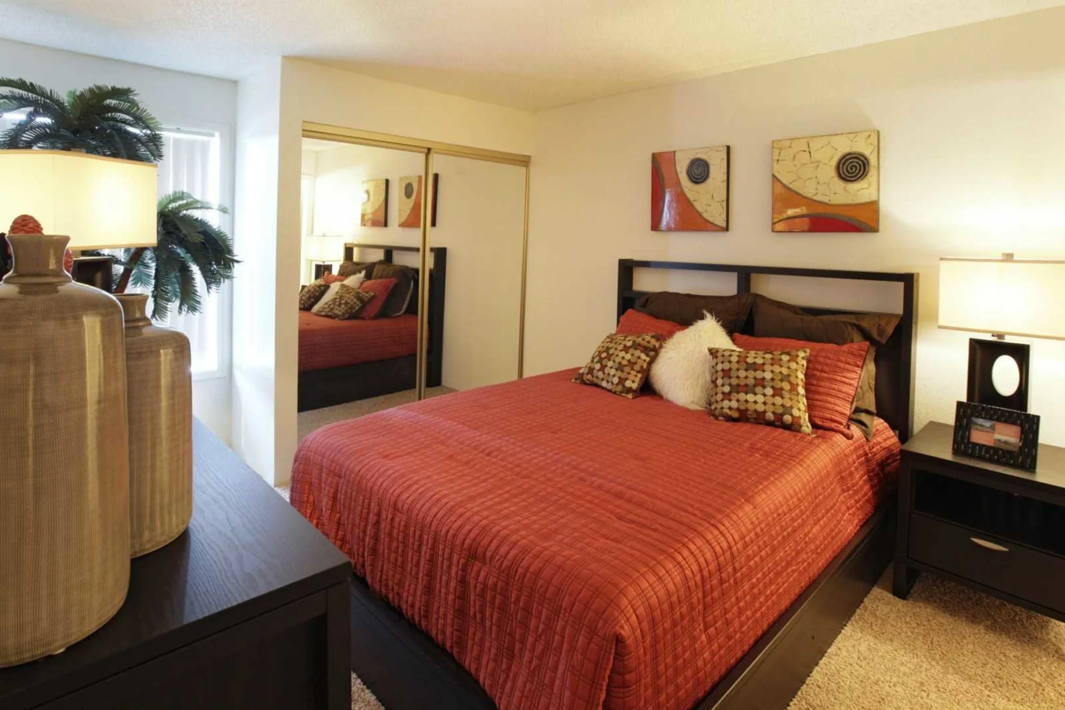 Bedroom - Council Place - Oklahoma City, OK