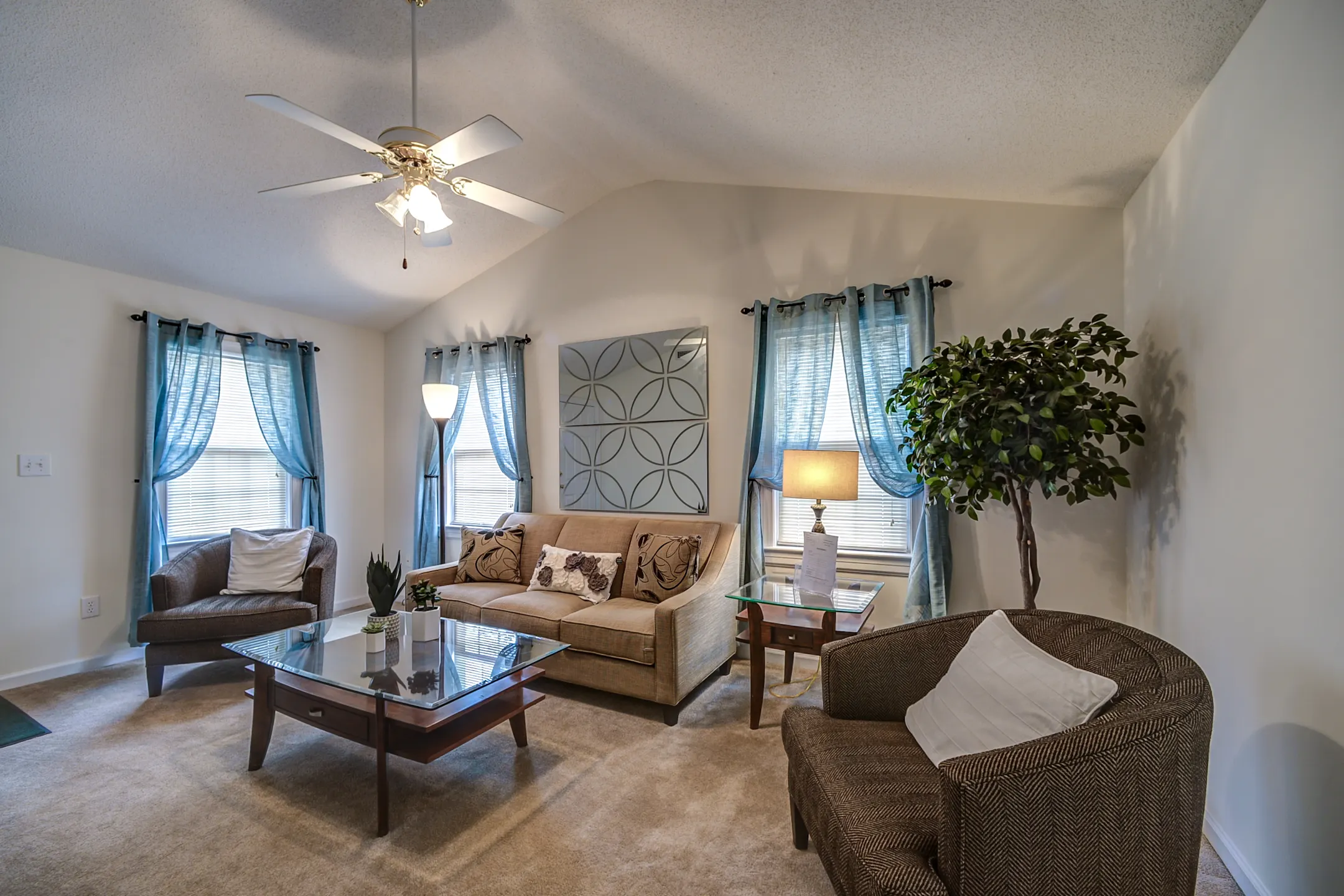 Candlewood Apartments 401 Brook St Clayton, NC Apartments for Rent