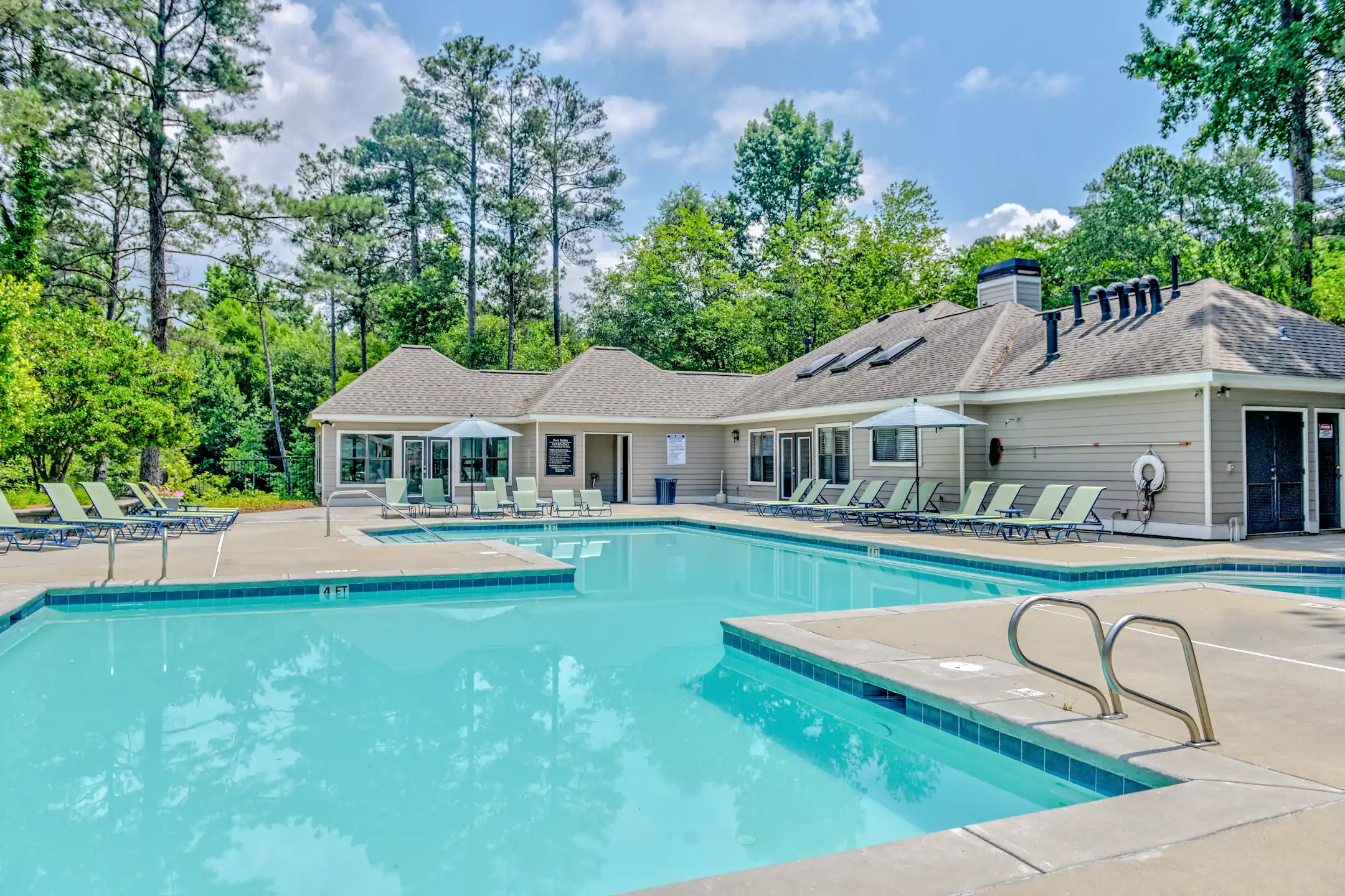 Grove Parkview Apartment Homes Apartments Stone Mountain, GA 30087