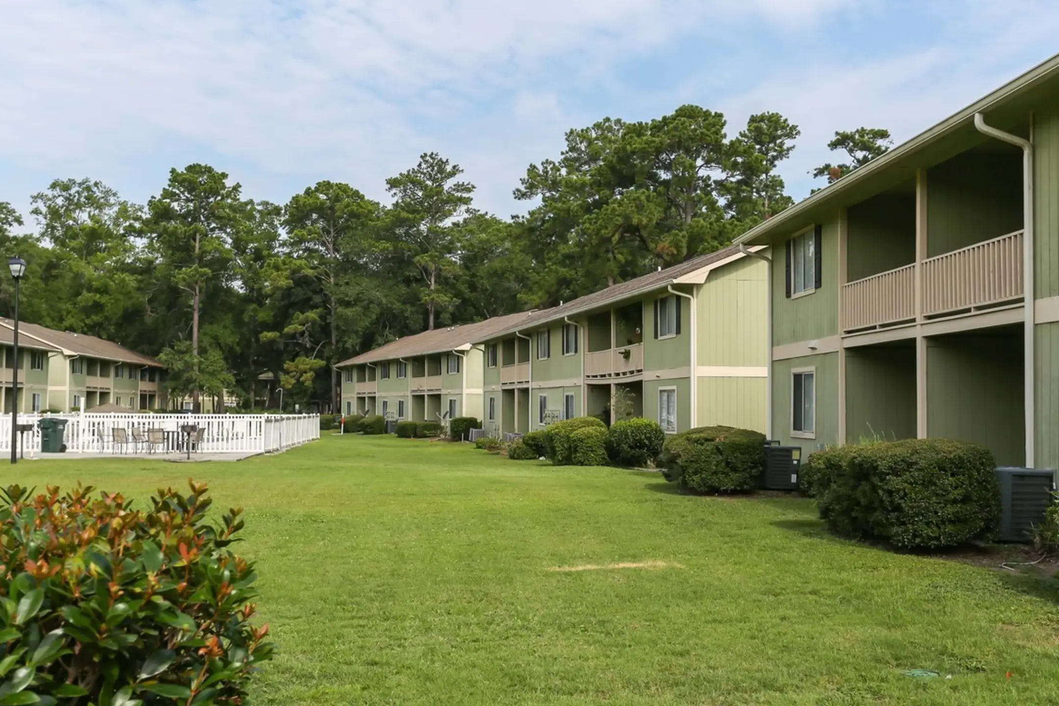 Hickory Plantation Apartments 900 Dilworth St Saint Marys, GA