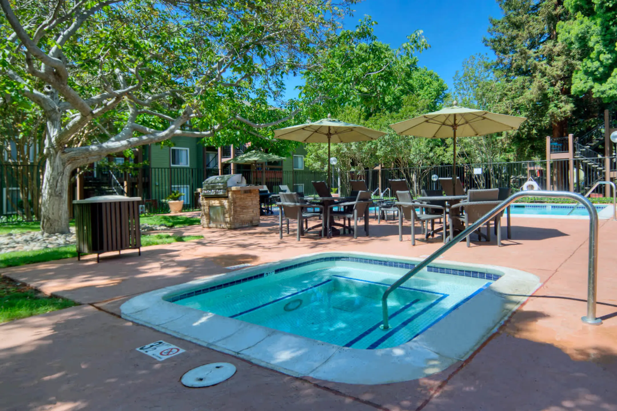 Woodleaf Apartments Campbell, CA 95008