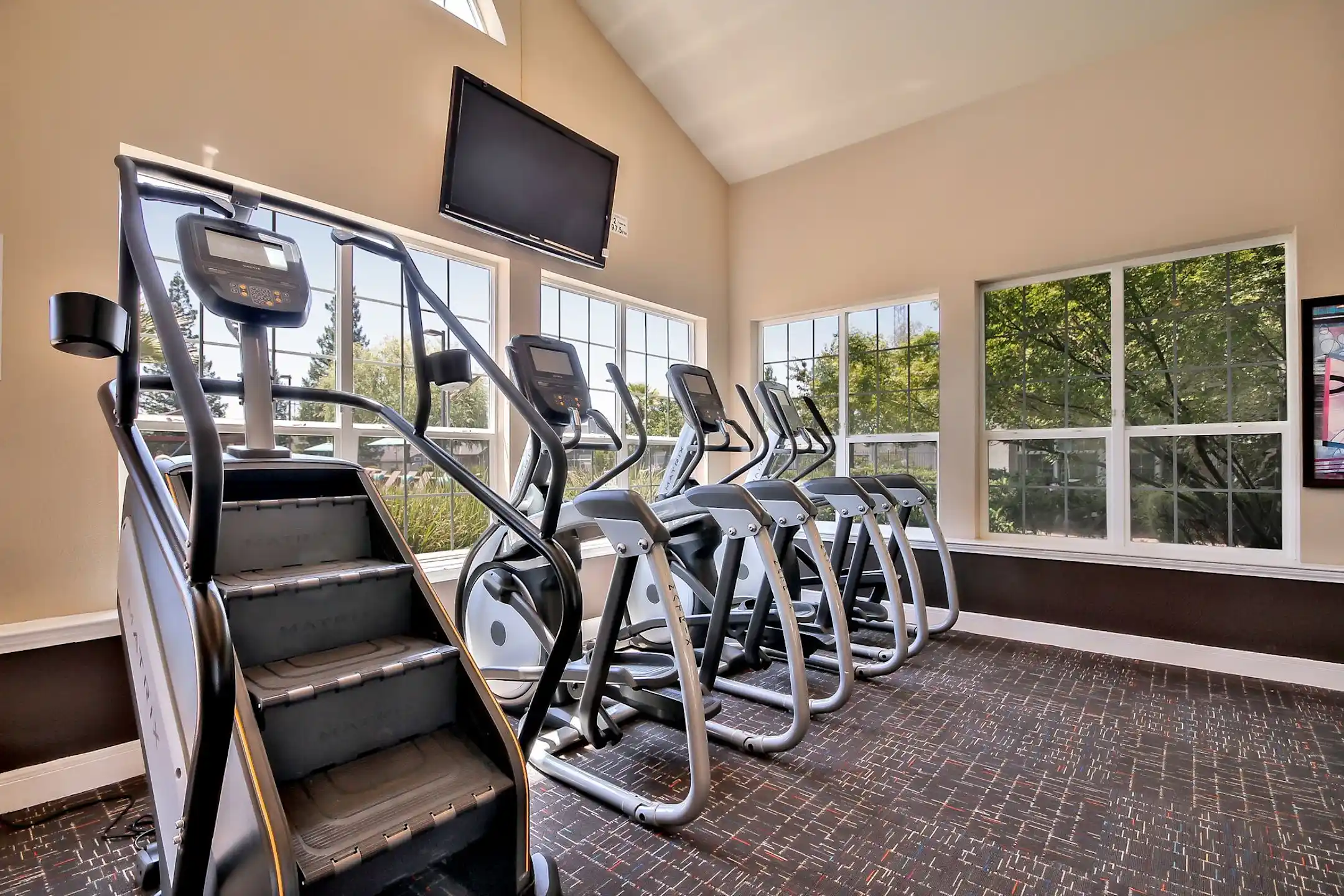 Rosemeade at Olympus Pointe Apartments Roseville, CA 95661