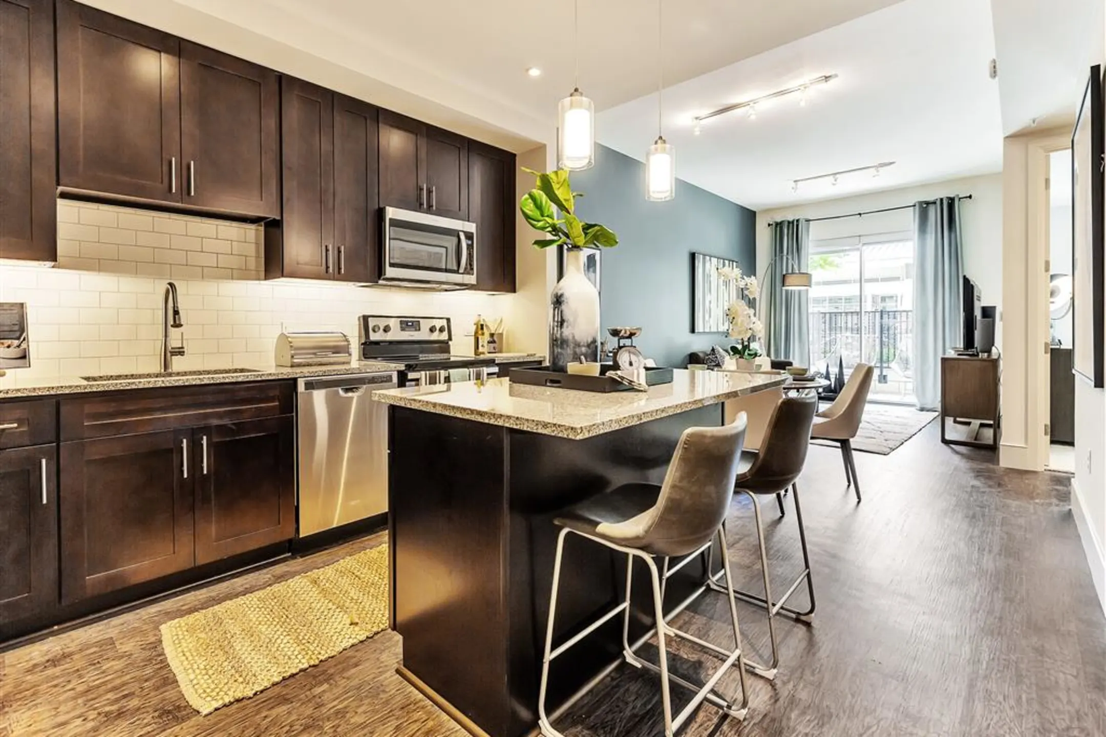 Kitchen - Preston Hollow Village Apartments - Dallas, TX