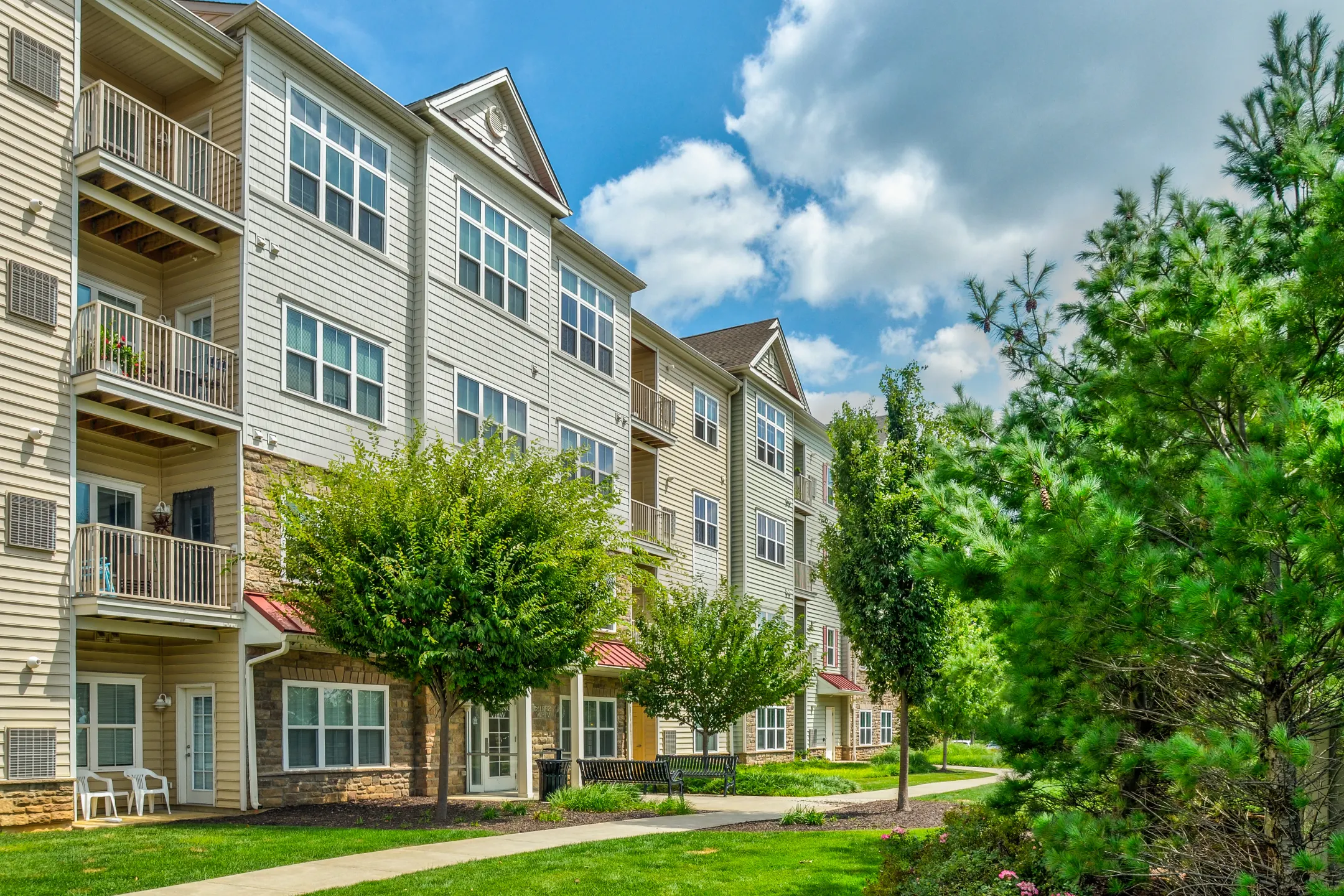 Spring View Apartments 311 Robert Morris Boulevard Allentown, PA