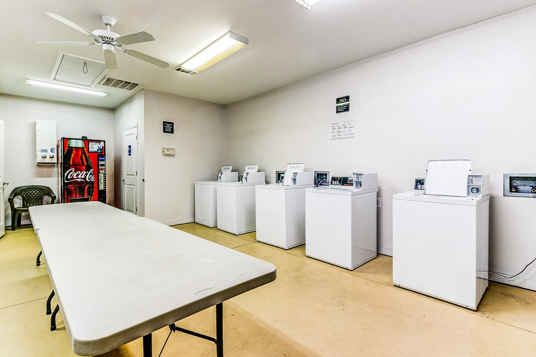 Pine Knoll Apartments Milledgeville, GA 31061