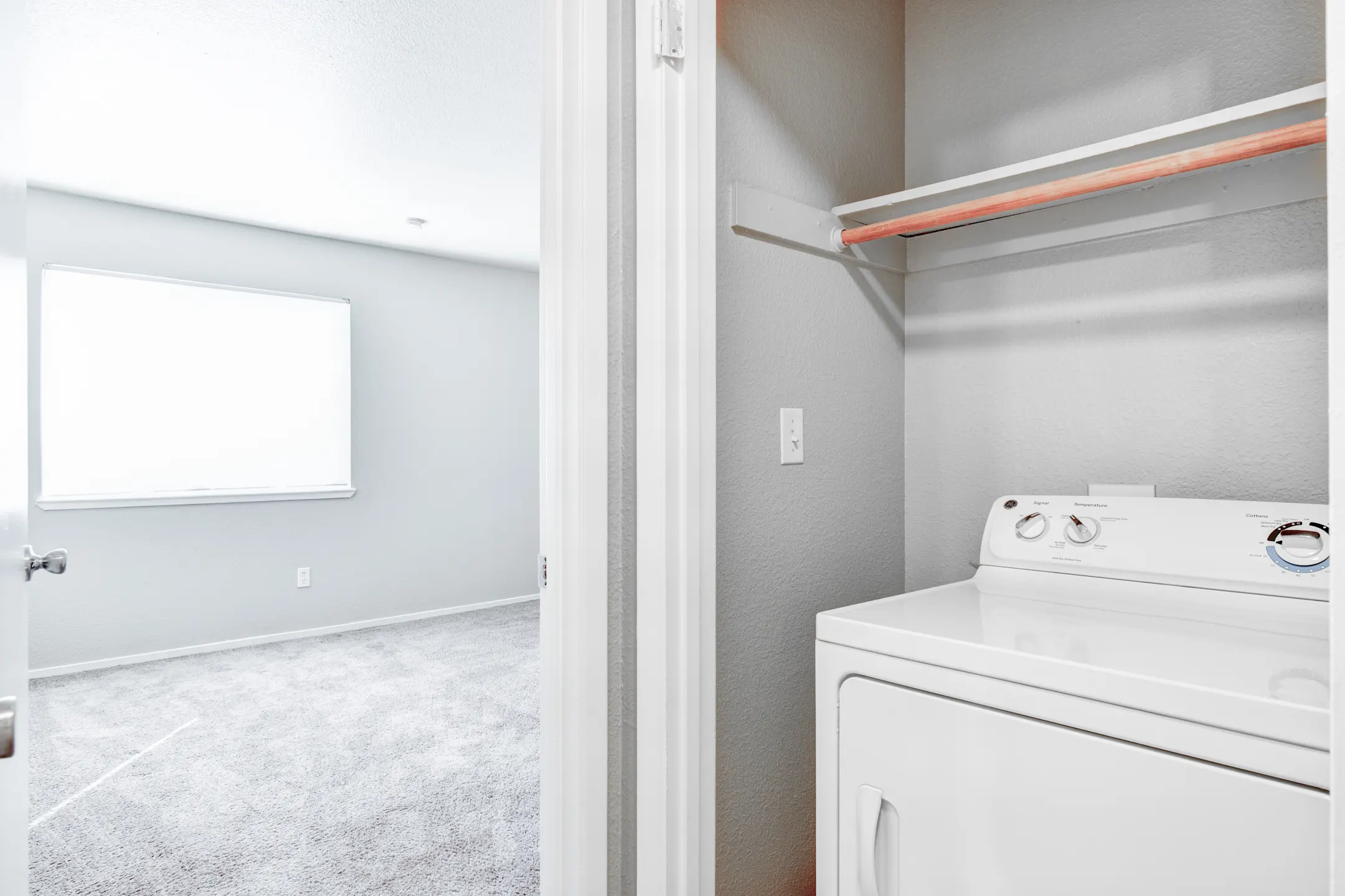 Mosaic Apartments 1128 E Leland Rd Pittsburg, CA Apartments for