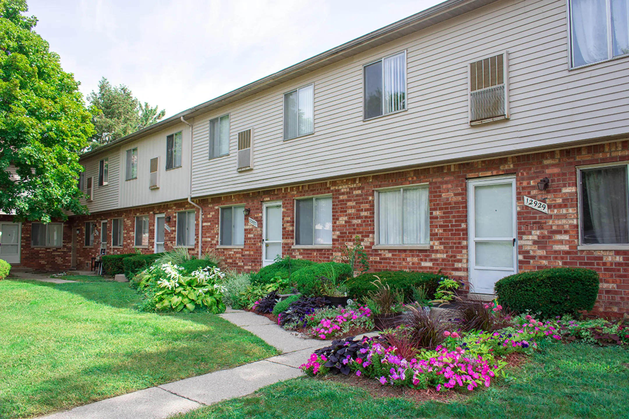 Coppertree Apartments Apartments - Taylor, MI 48180 