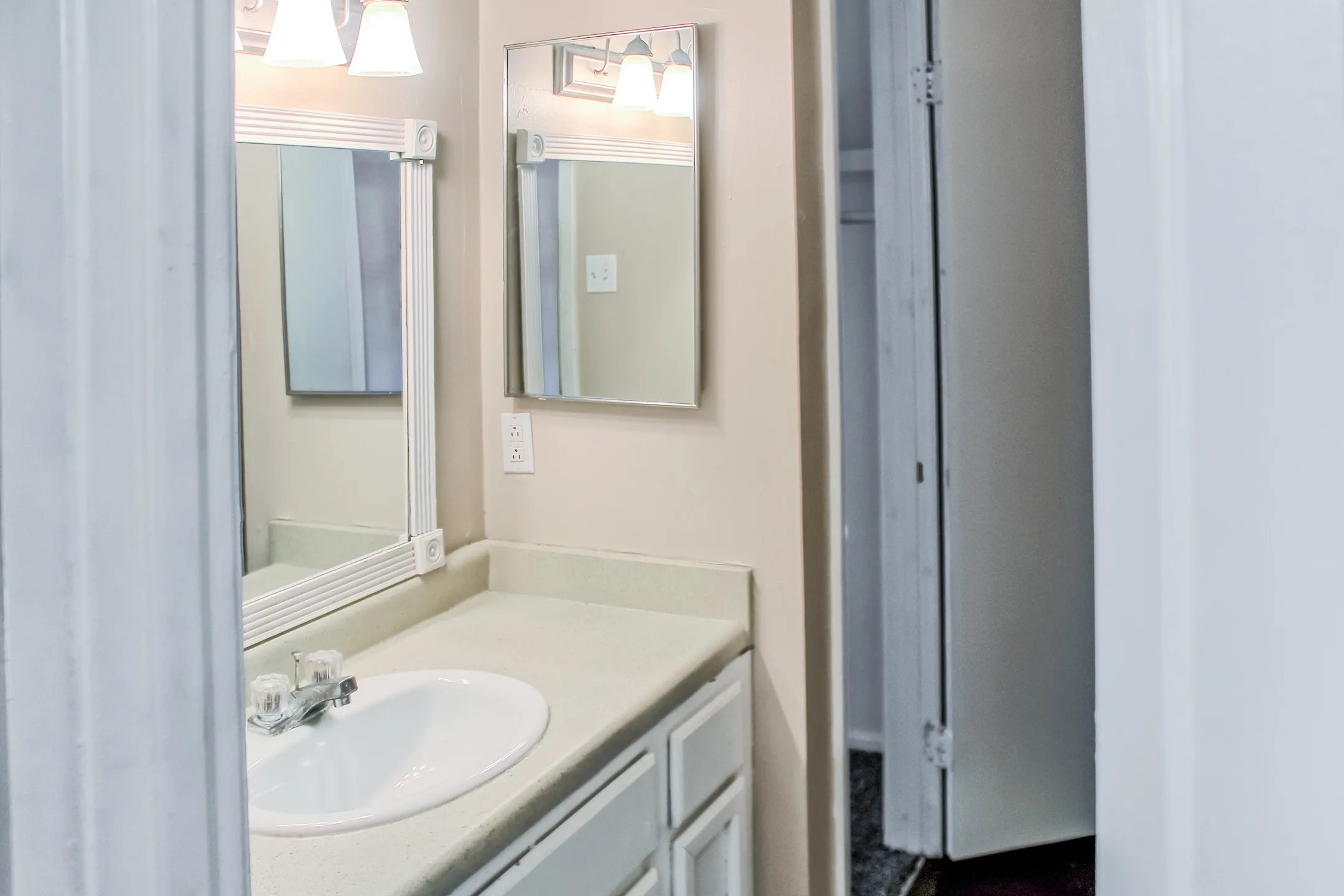 Northwest Hills Apartments Little Rock, AR 72211