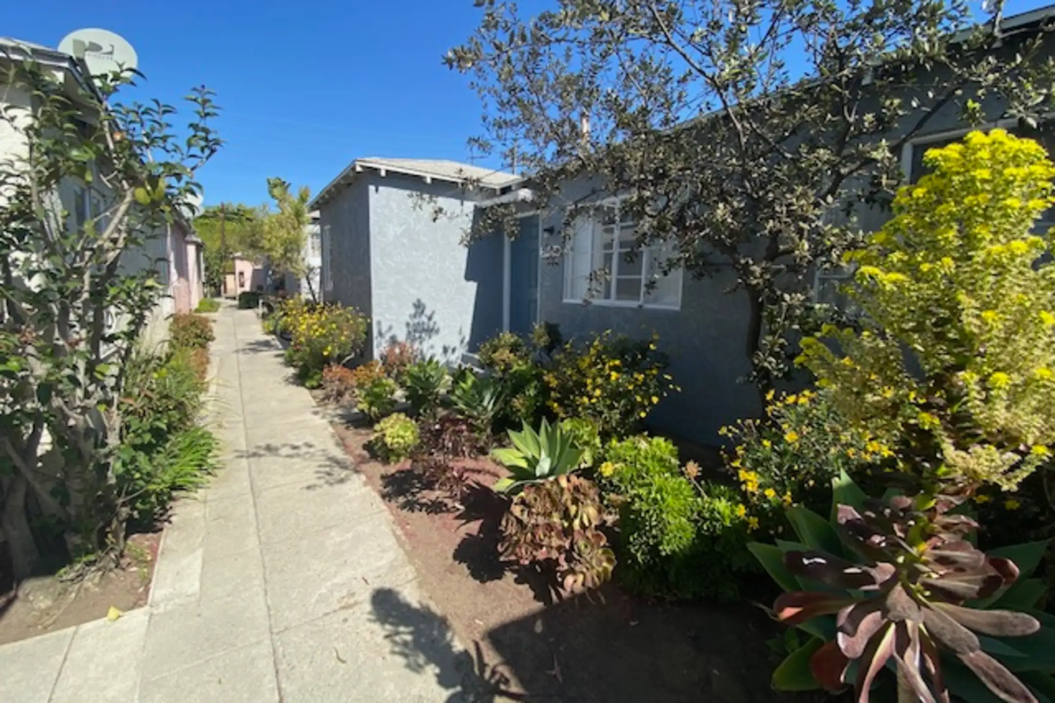 Sunset Park Apartments 2349 Ocean Park Blvd Santa Monica, CA