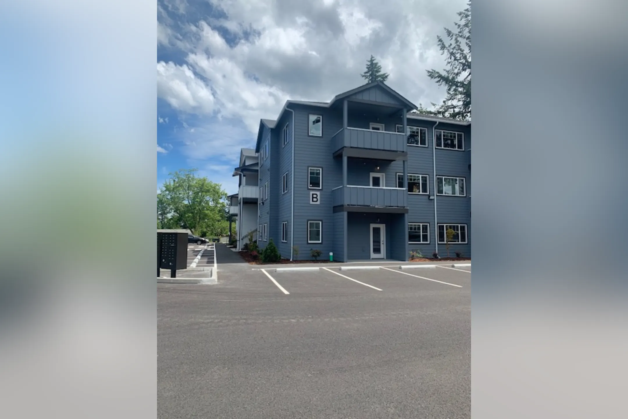 Whitney Lane Apartments 14007 A Street South Parkland, WA