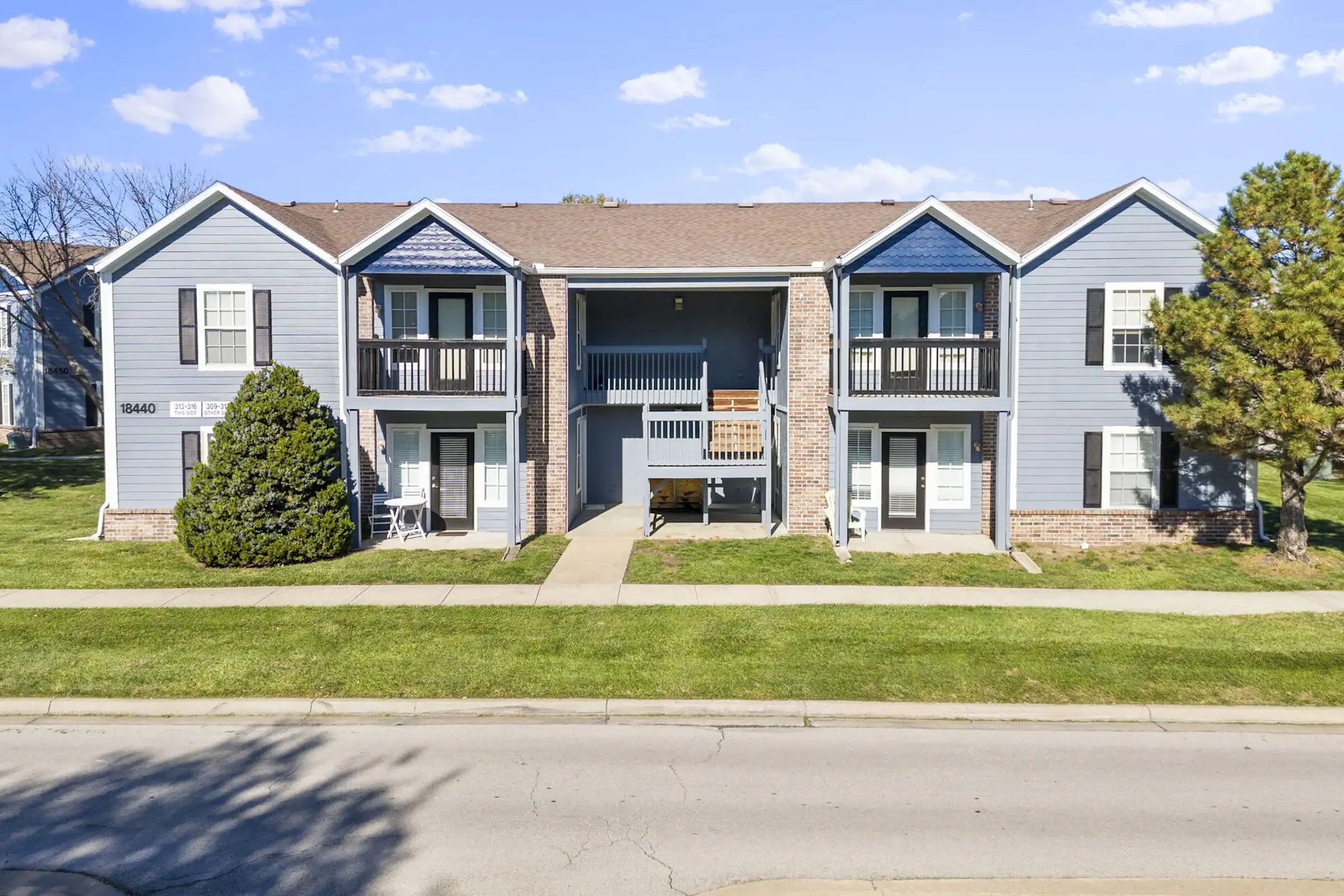 Oak Ridge Park Apartments Olathe, KS 66062