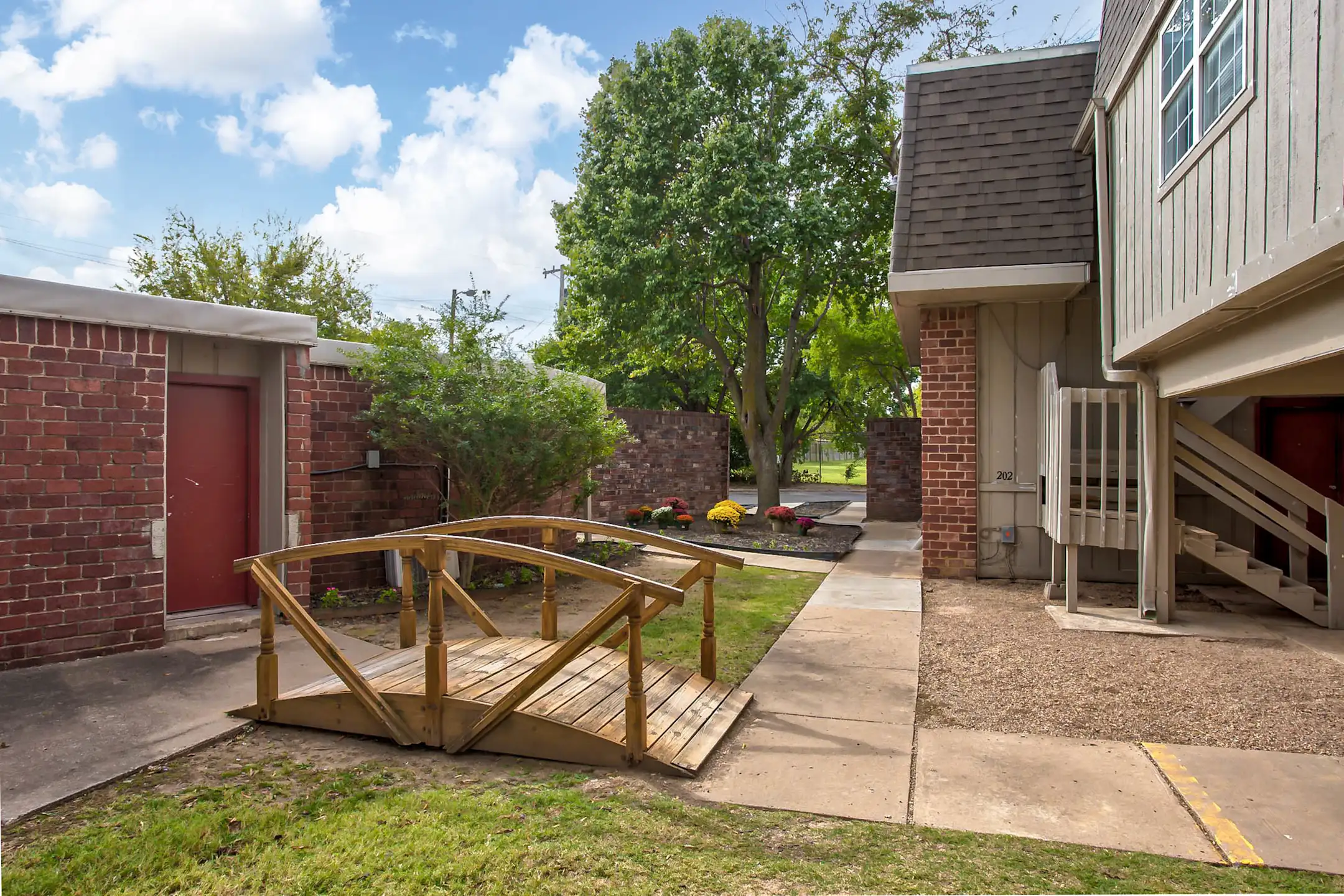 Building - The Reserve at Silver Maple - Tulsa, OK