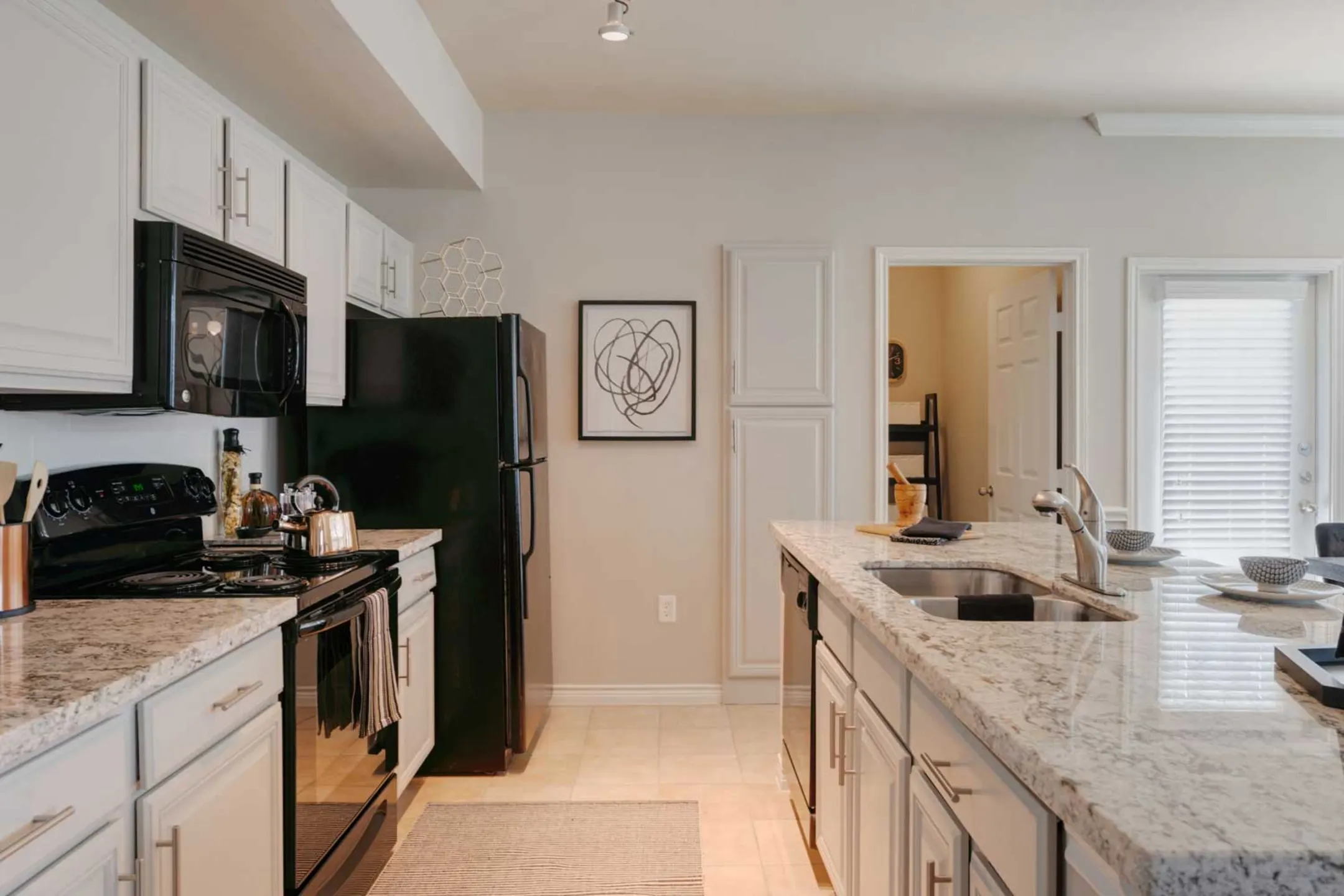 Kitchen - Kensington Crossings - Houston, TX