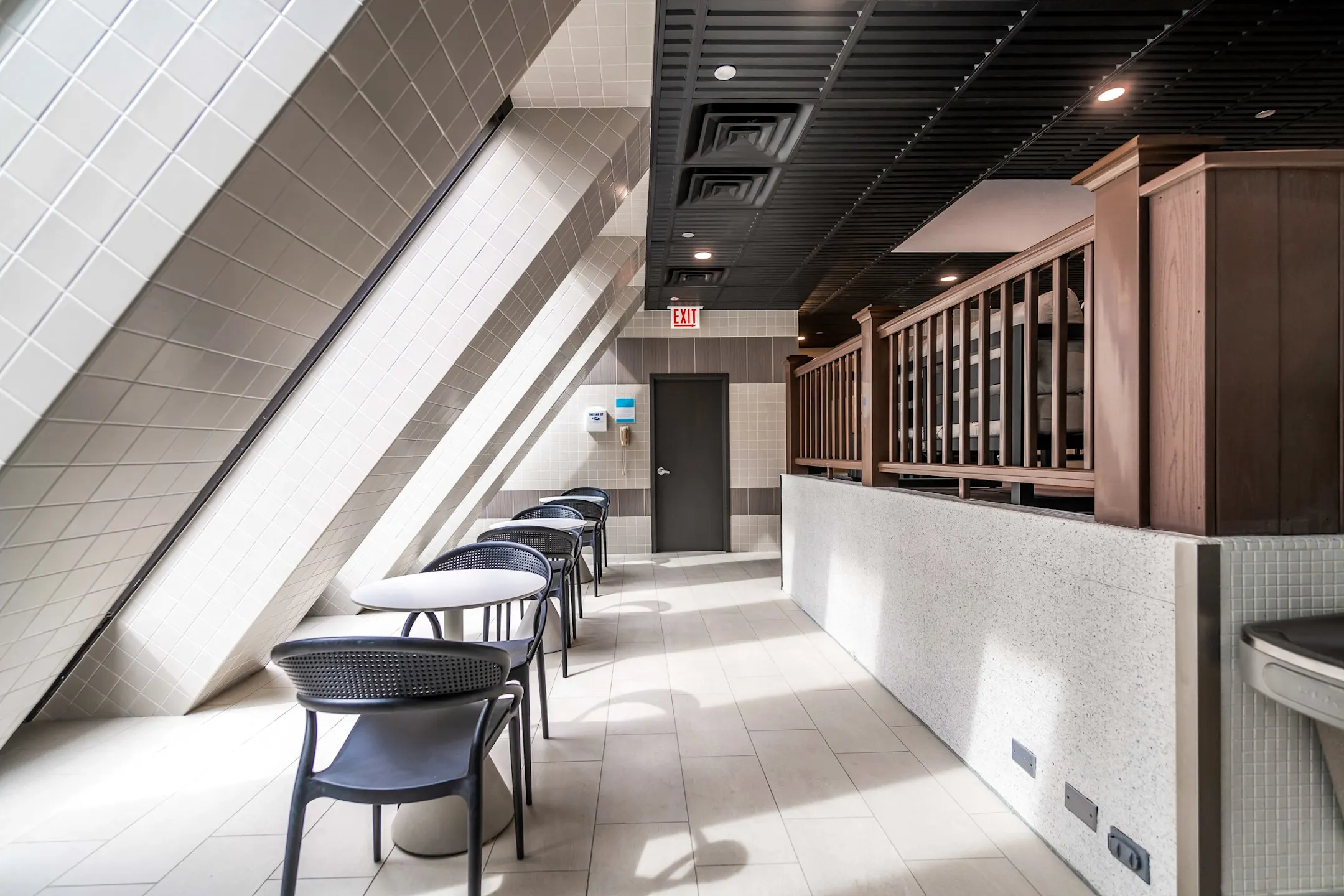 Axis Apartments and Lofts Apartments Chicago, IL 60611