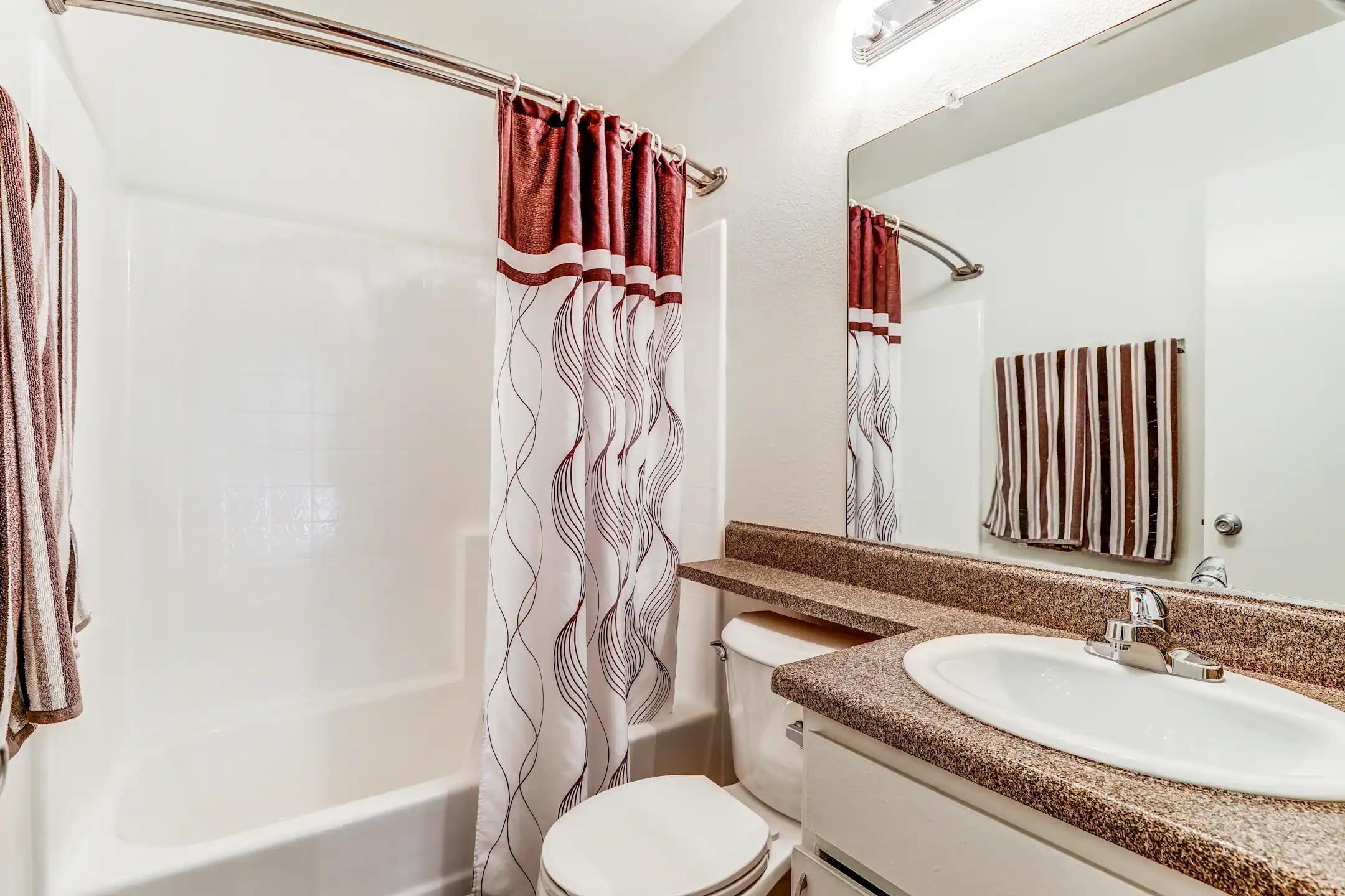 Centrepointe Apartments Colton, CA 92324