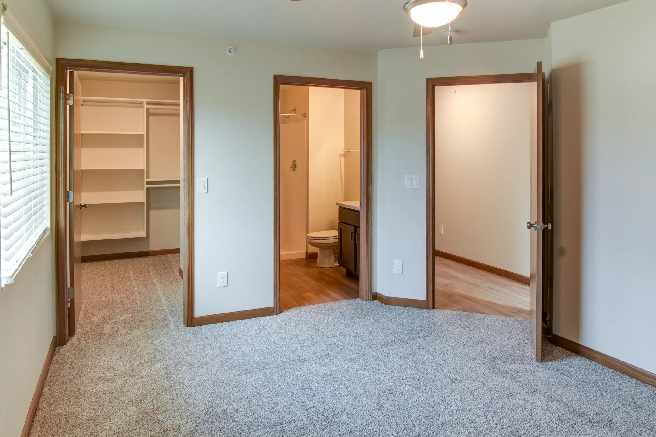 The Shores - 2200 Nicolet Dr | Green Bay, WI Apartments for Rent | Rent.