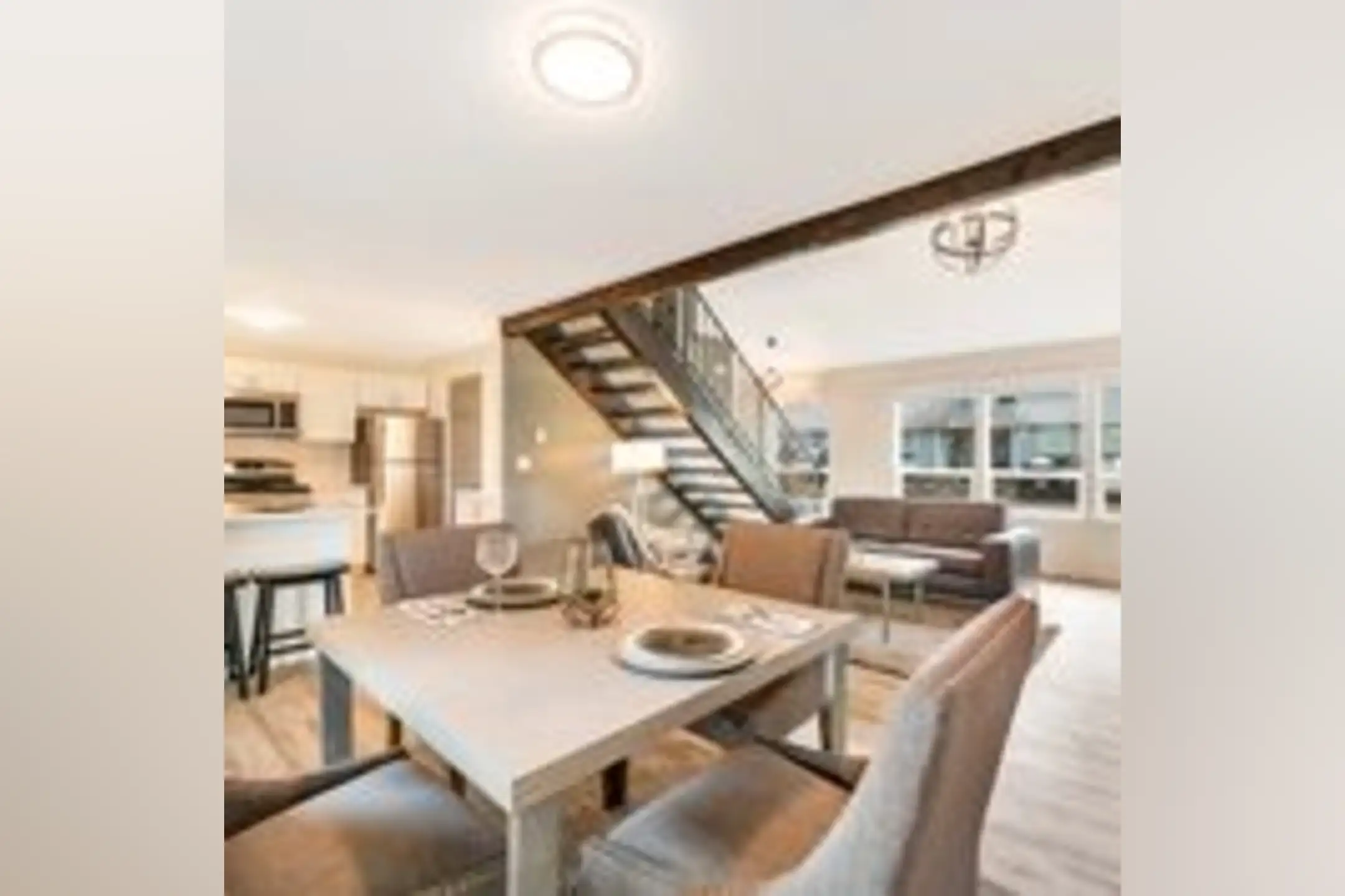 Dining Room - Redondo - Federal Way, WA