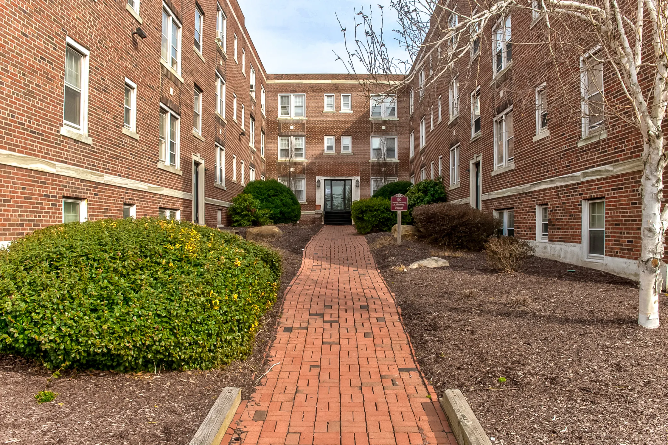 Tara Apartments 2900 Main St Bridgeport, CT Apartments for Rent Rent.