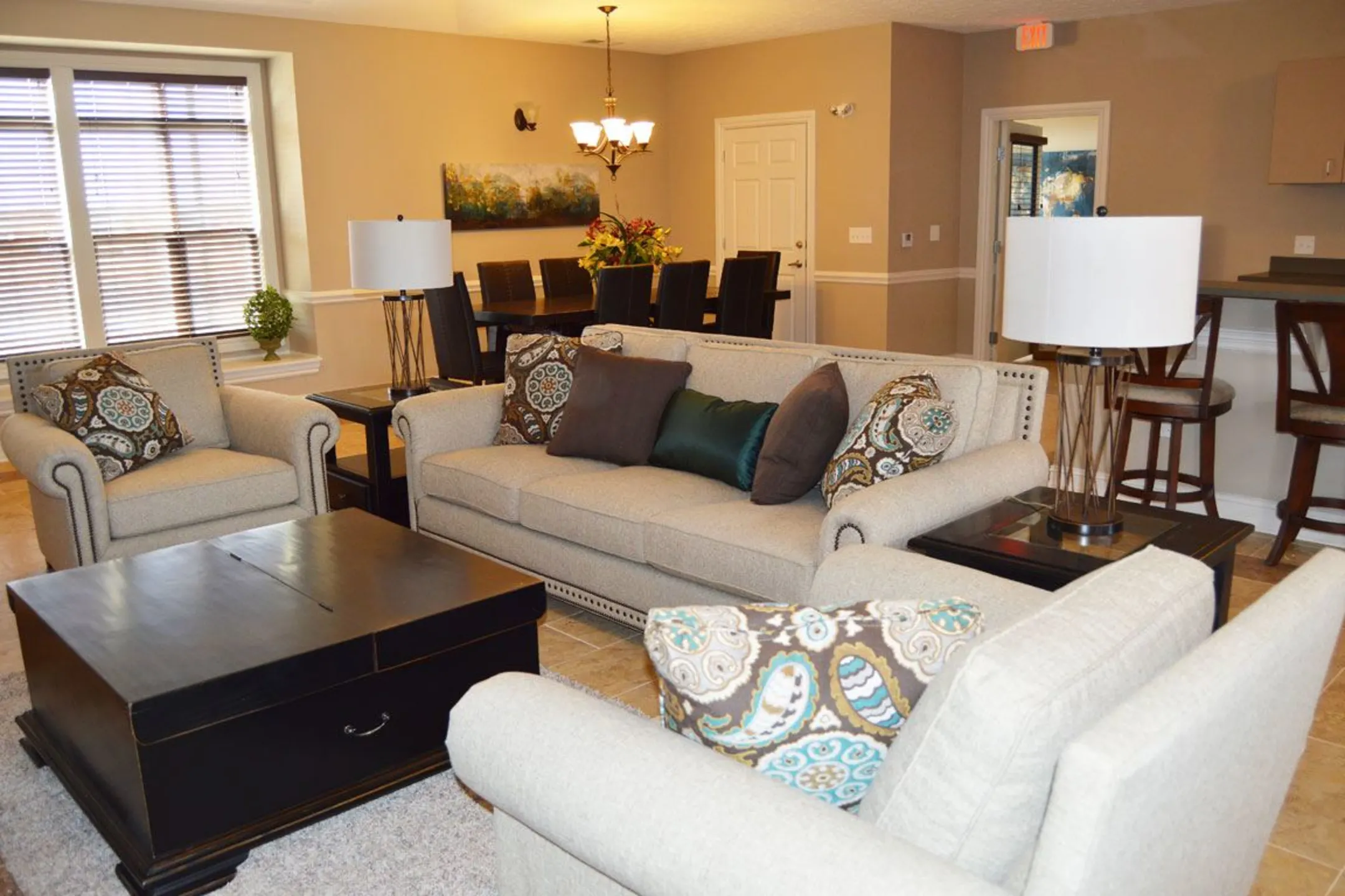 Living Room - Limestone Creek Apartment Homes - Madison, AL