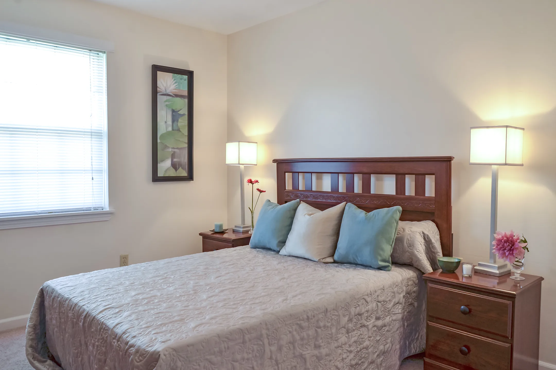 Whispering Hills Apartments 6905 Connecticut Dr Louisville, KY