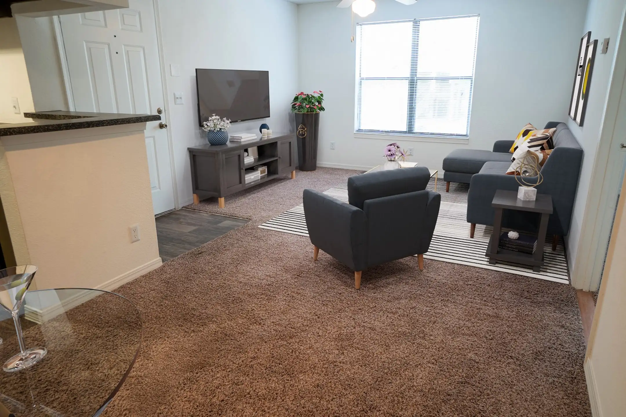 Northlake Apartments 2445 Dunn Ave Jacksonville, FL Apartments for