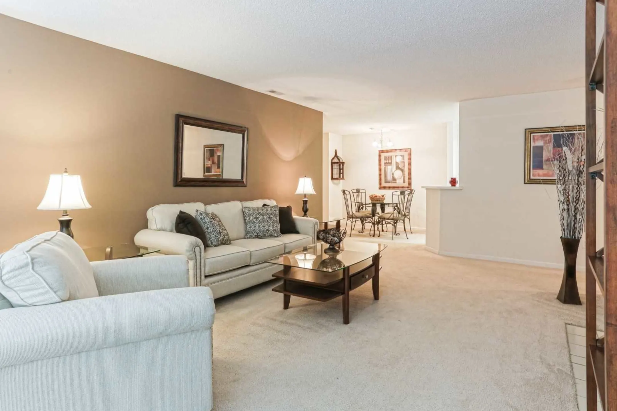 Living Room - Thornhill Apartments - Lexington, SC