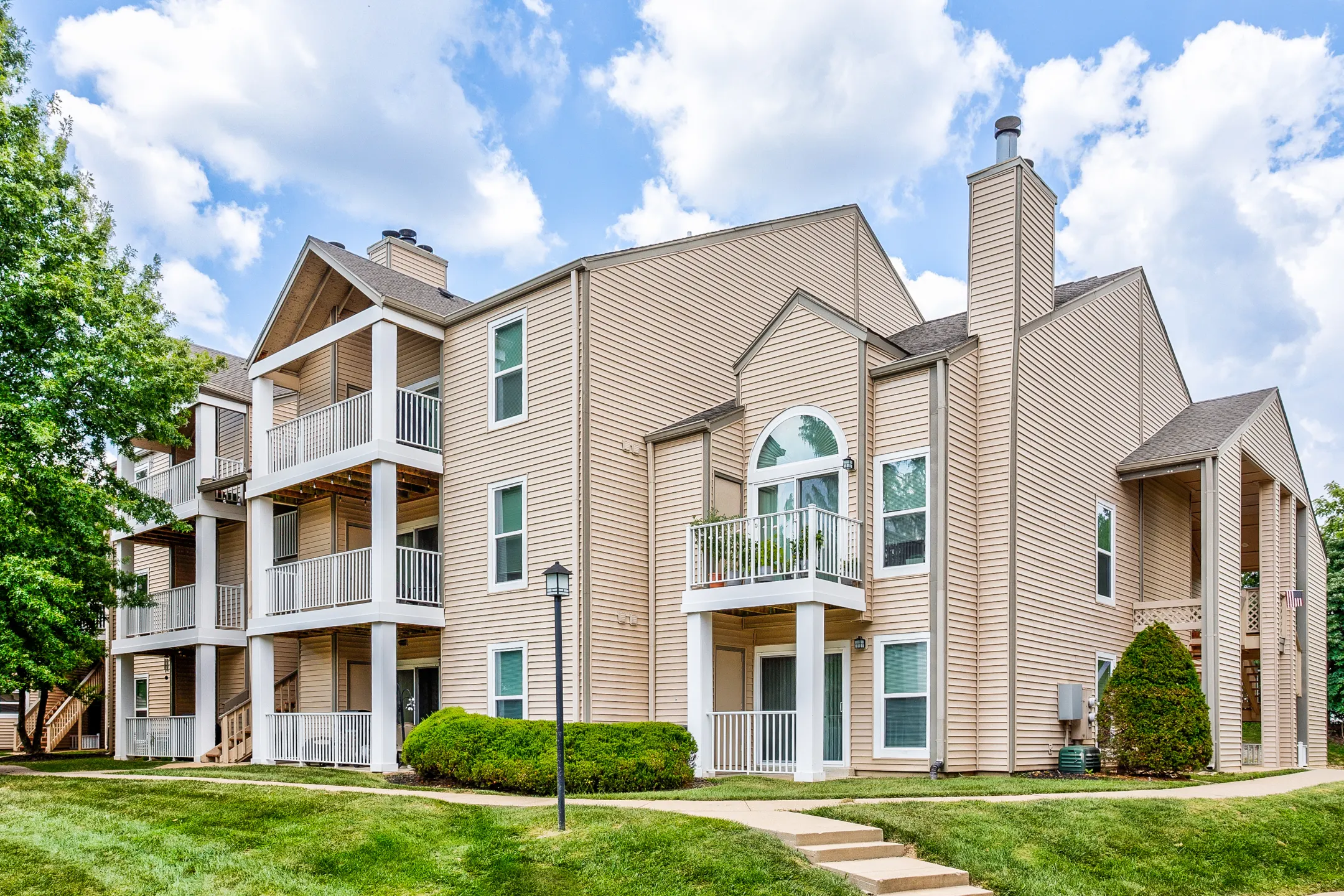 Building - Baxter Crossings - Chesterfield, MO