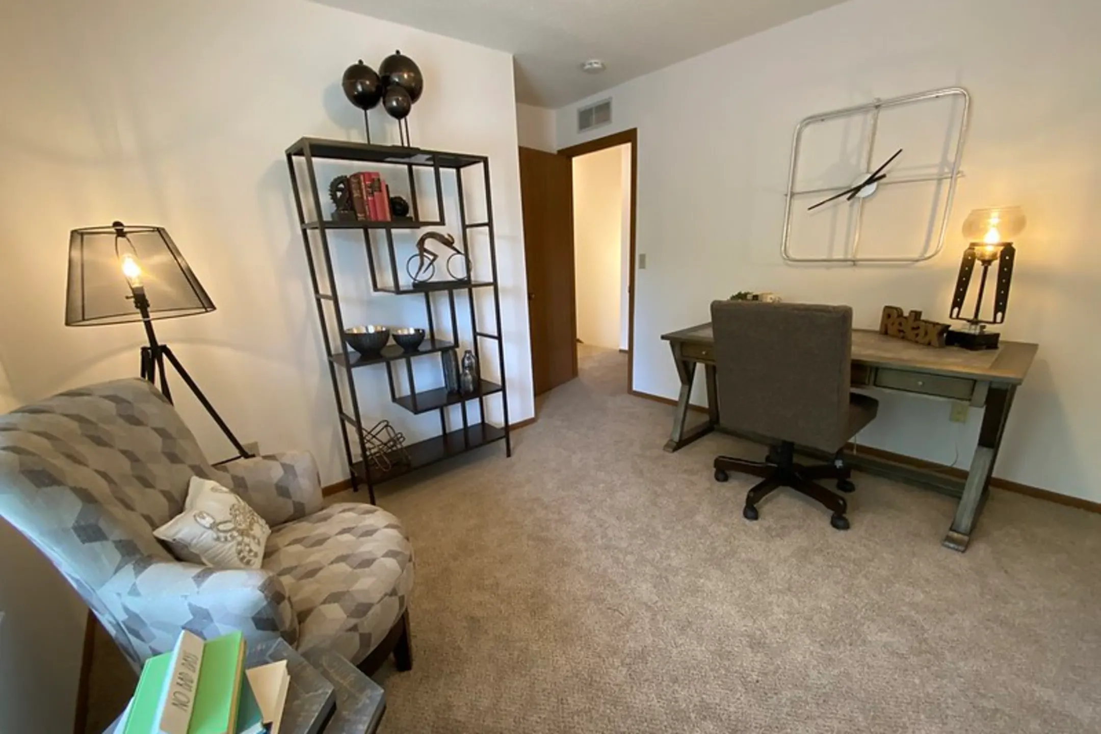 Saddlewood Park Townhomes 16863 Saddlewood Trl MN