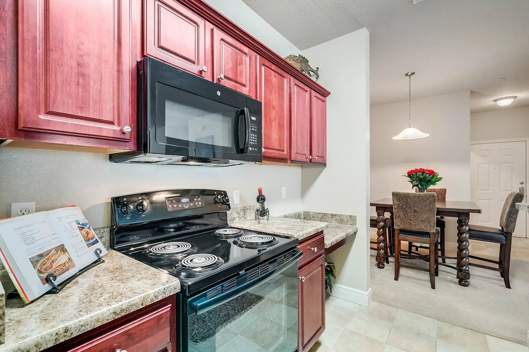 Victoria Park Apartment Apartments Davenport, FL 33896