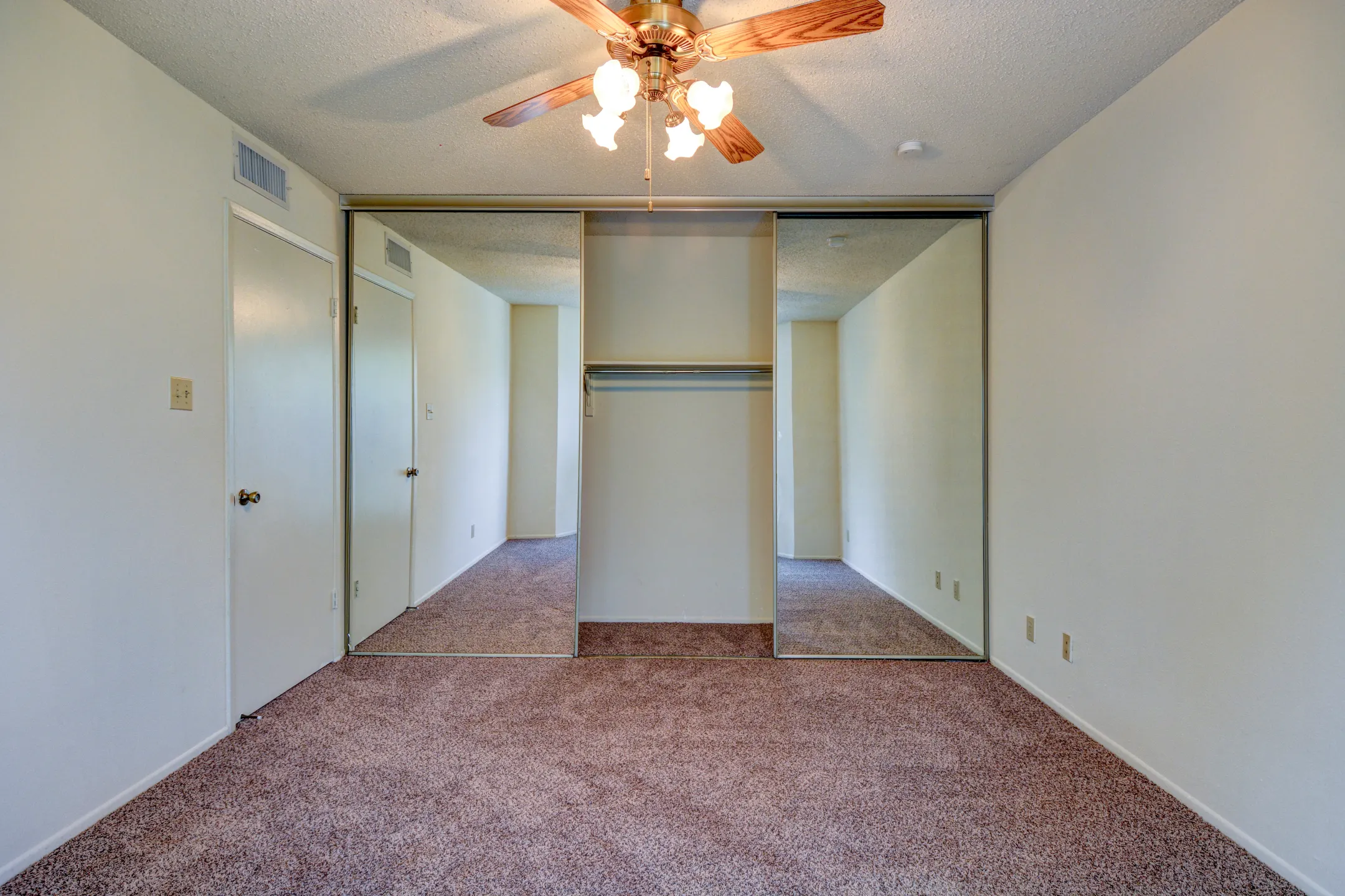 Bedroom - Oak Springs - San Antonio, TX