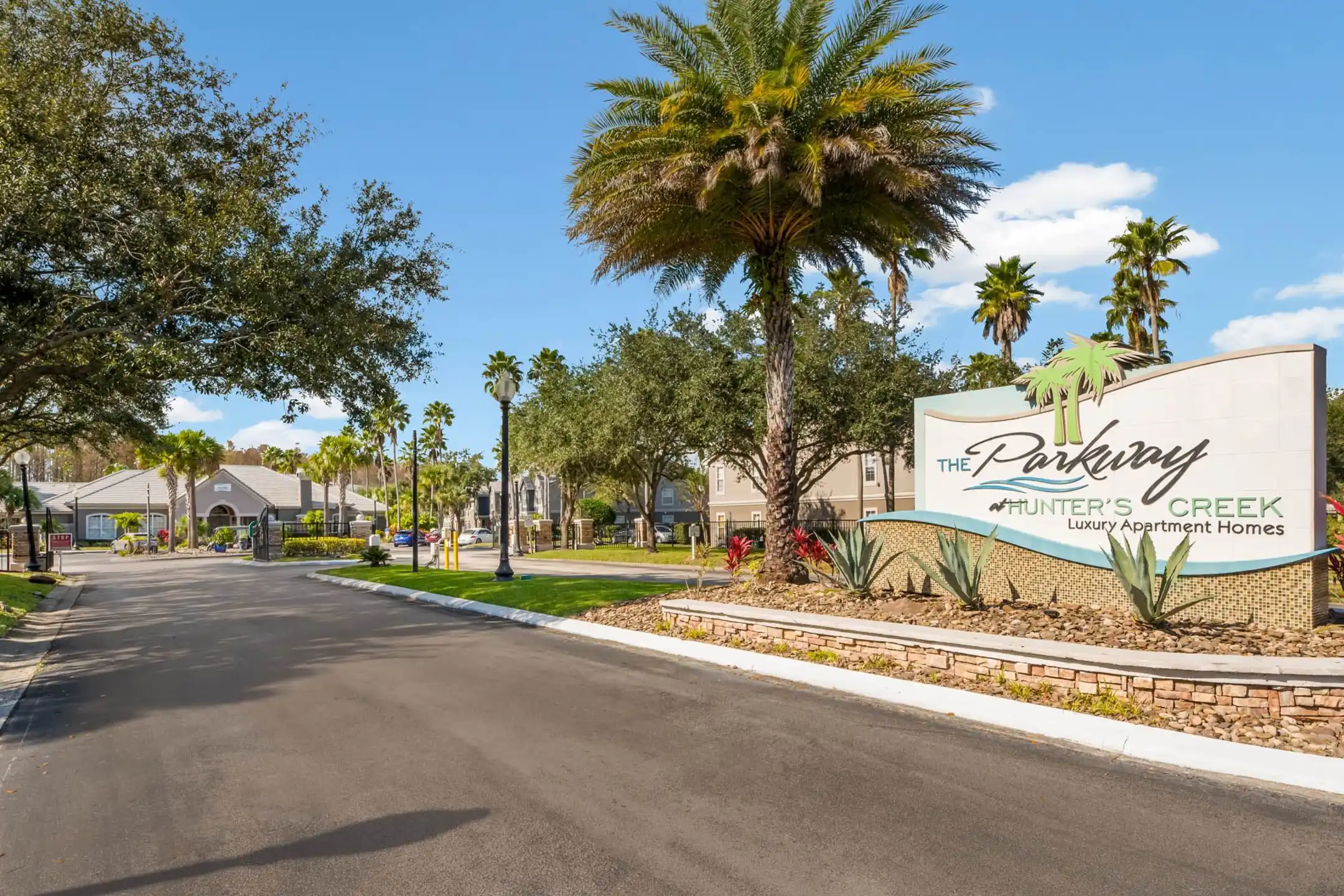 Community Signage - The Parkway at Hunter's Creek Apartments - Orlando, FL