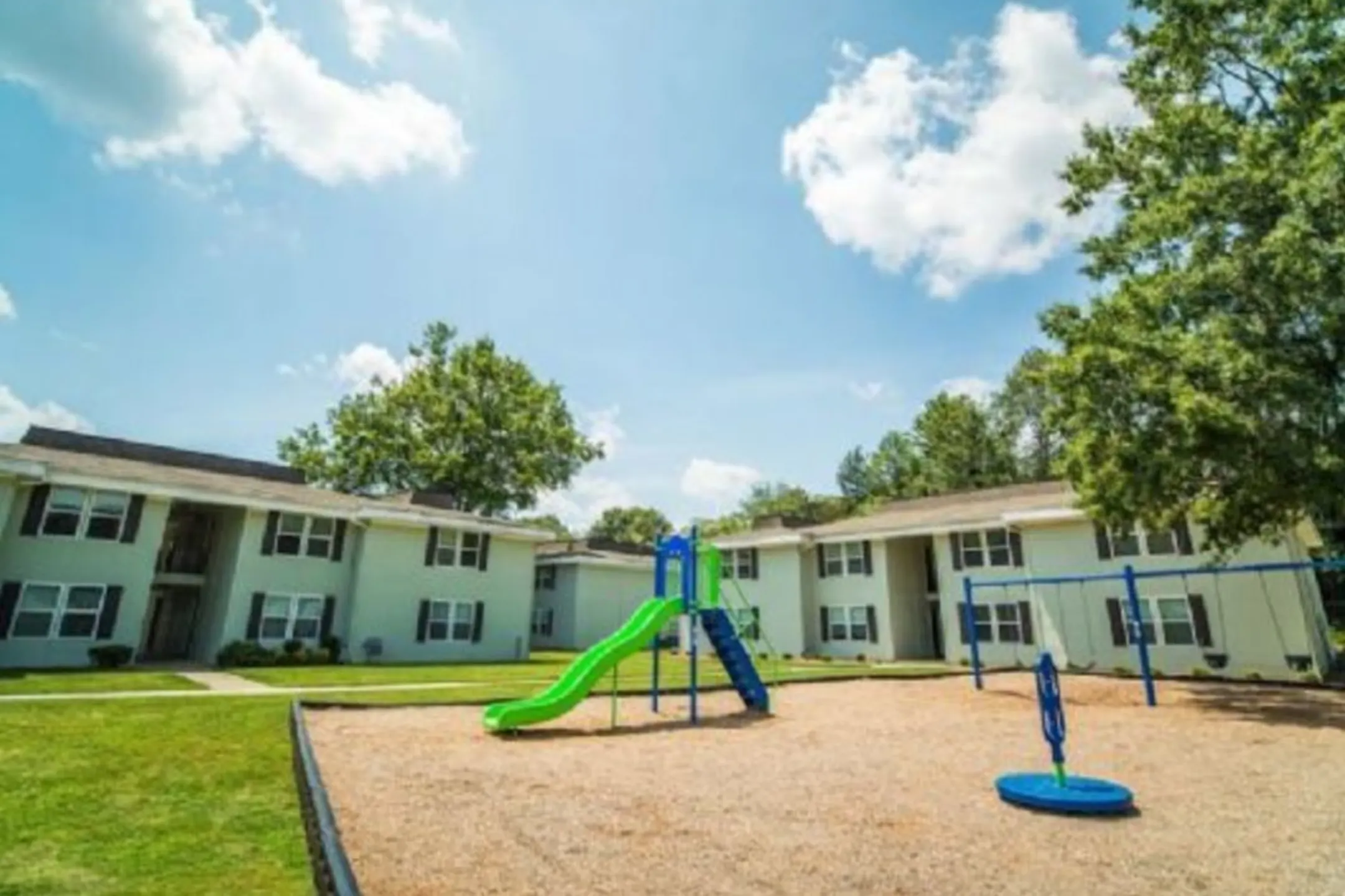 Woodlea Oaks Apartments Taylors, SC 29687