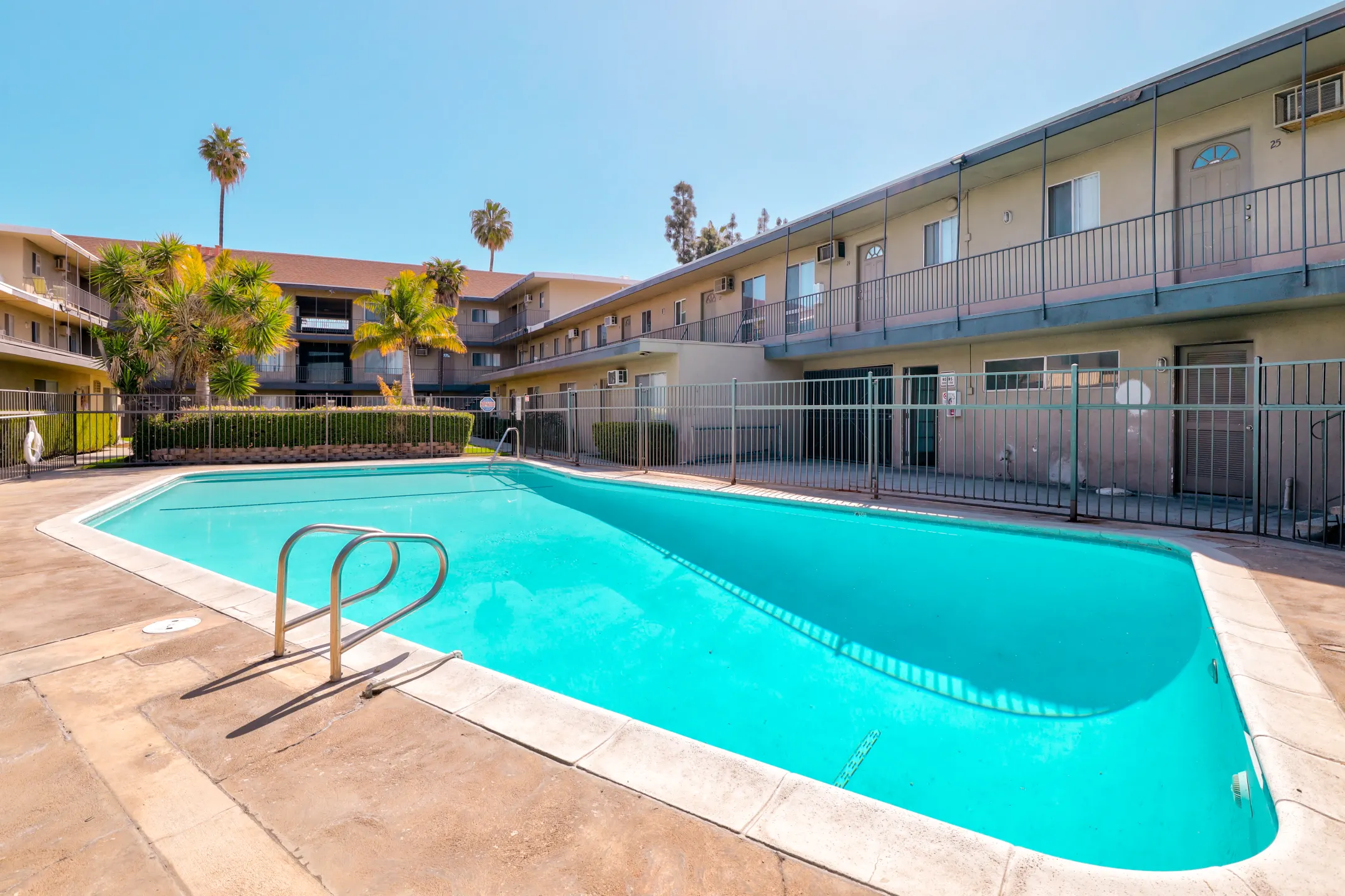 Pool - University Gardens - Riverside, CA