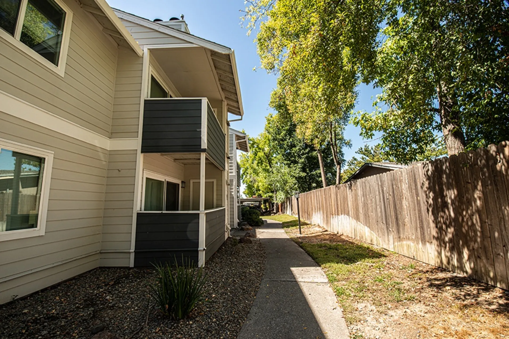 Oak Ridge - 5443 College Oak Dr | Sacramento, CA Apartments for Rent ...